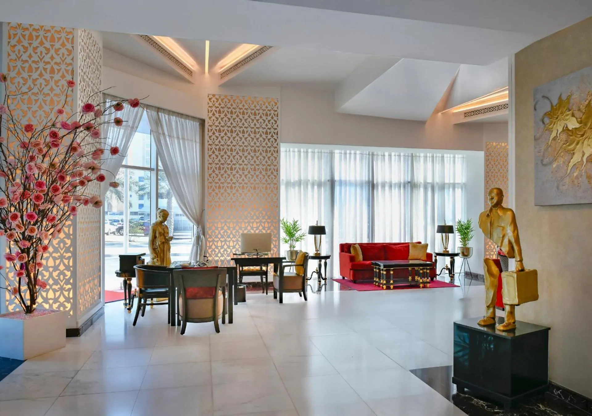 Lobby or reception in Swiss-Belhotel Seef Bahrain