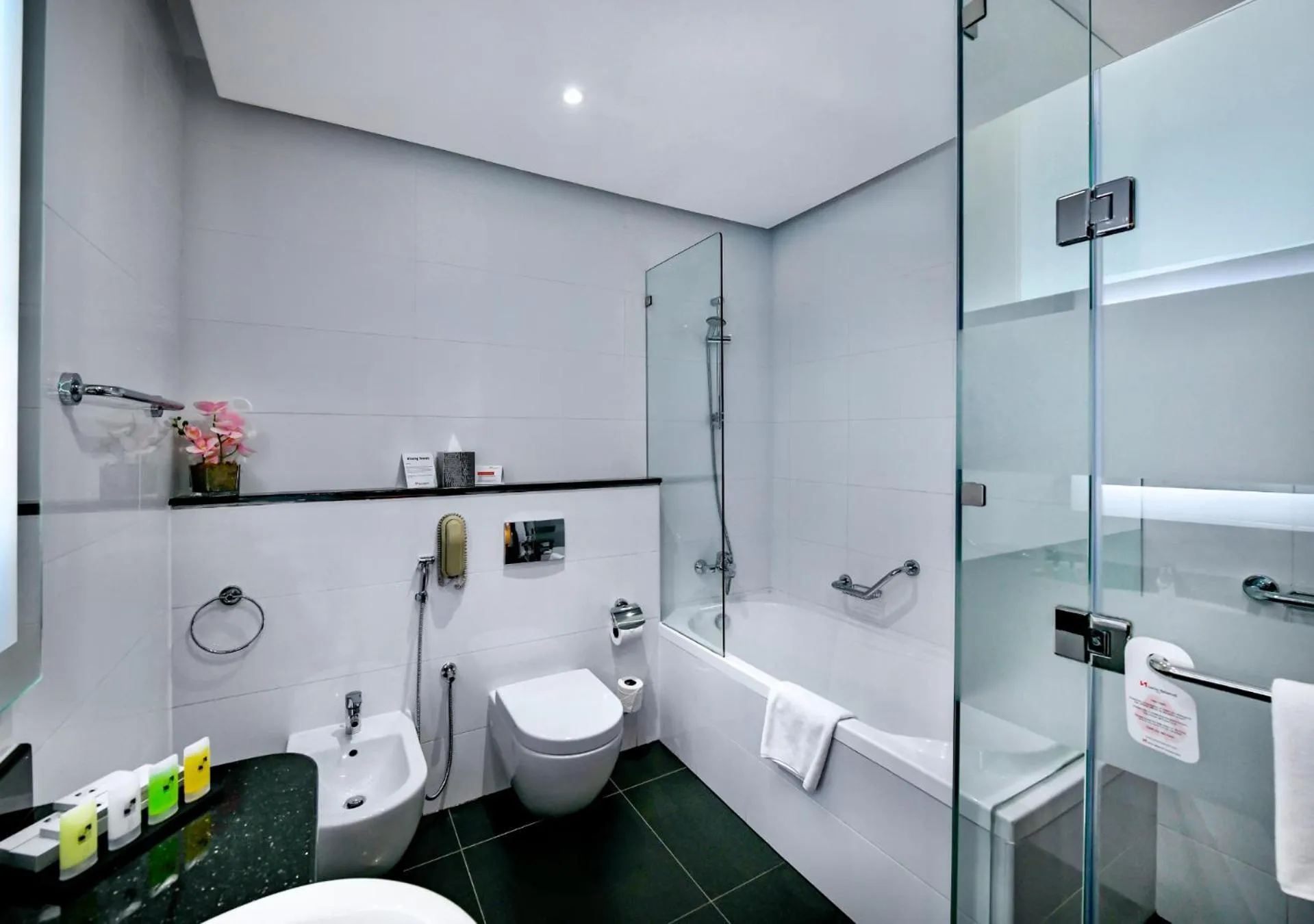 Bathroom in Swiss-Belhotel Seef Bahrain