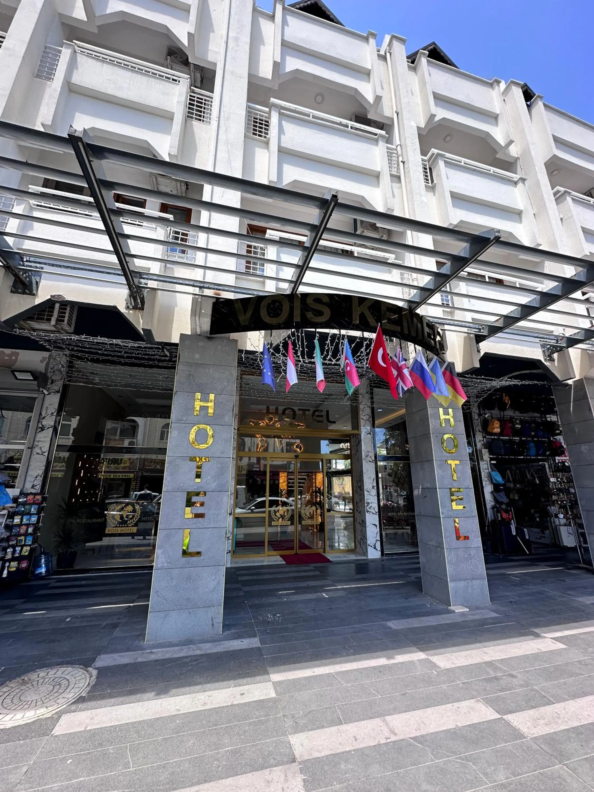 Property building in Arikan Inn Hotel