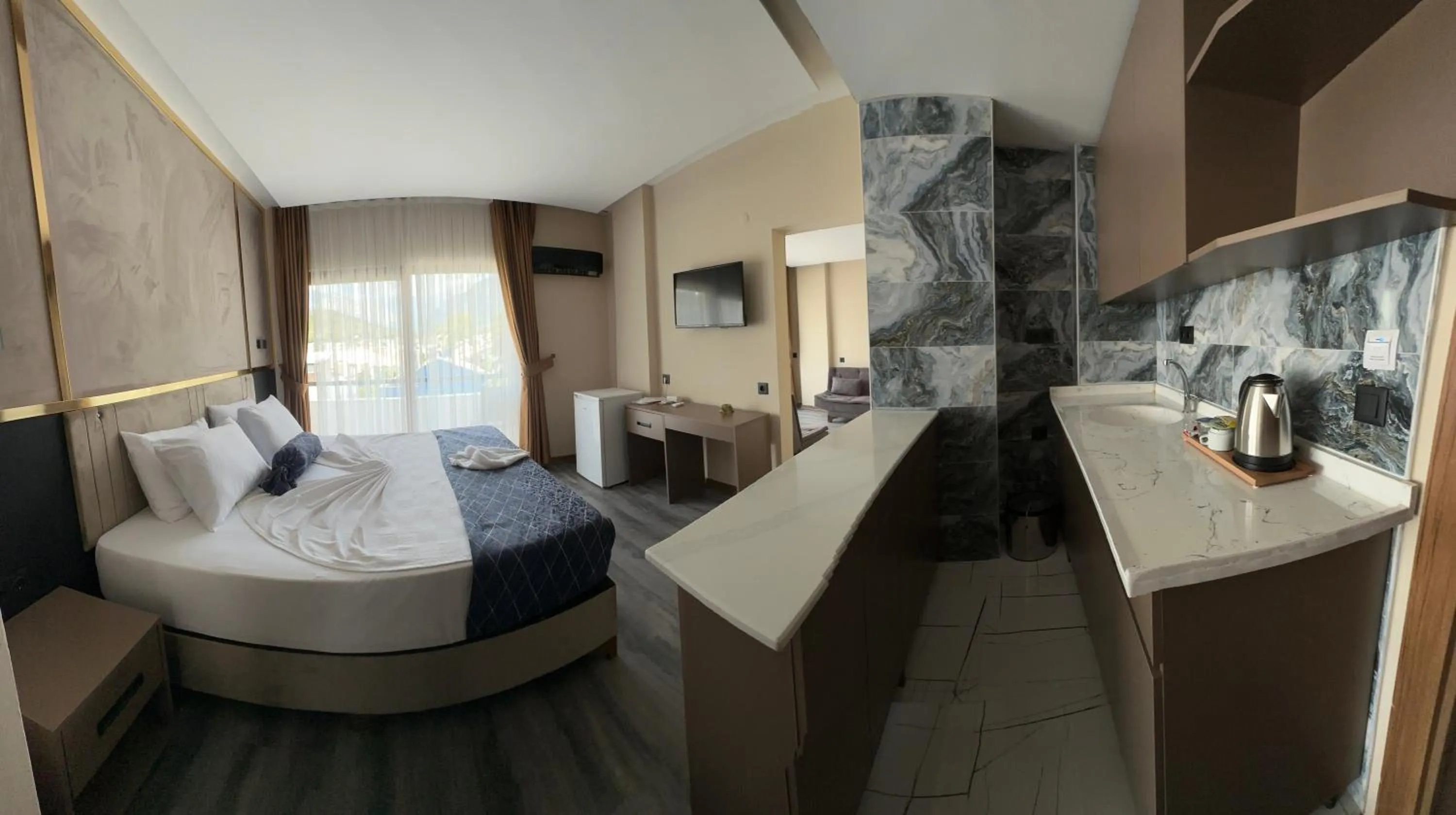 Bed in Arikan Inn Hotel