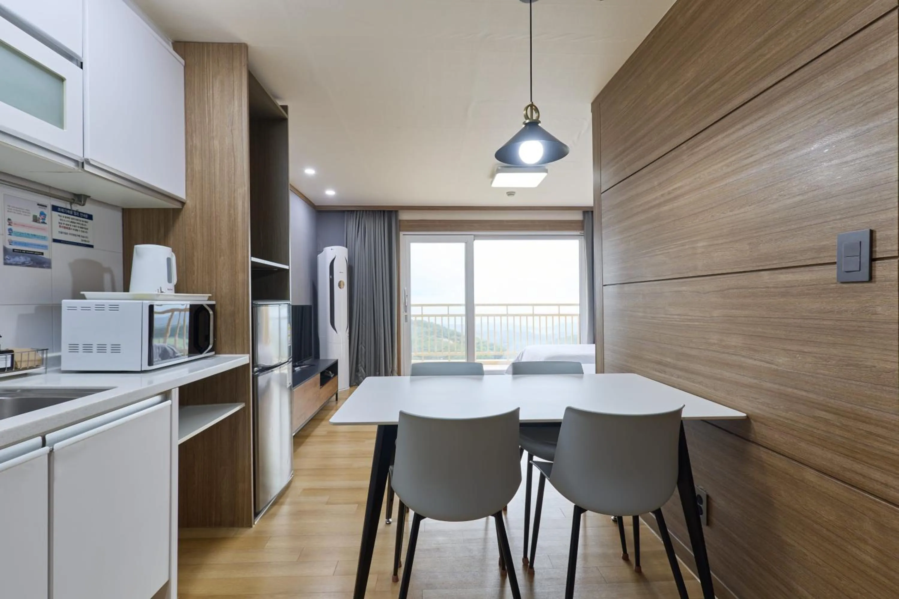 Photo of the whole room in Gyeongju Mauna Ocean Resort