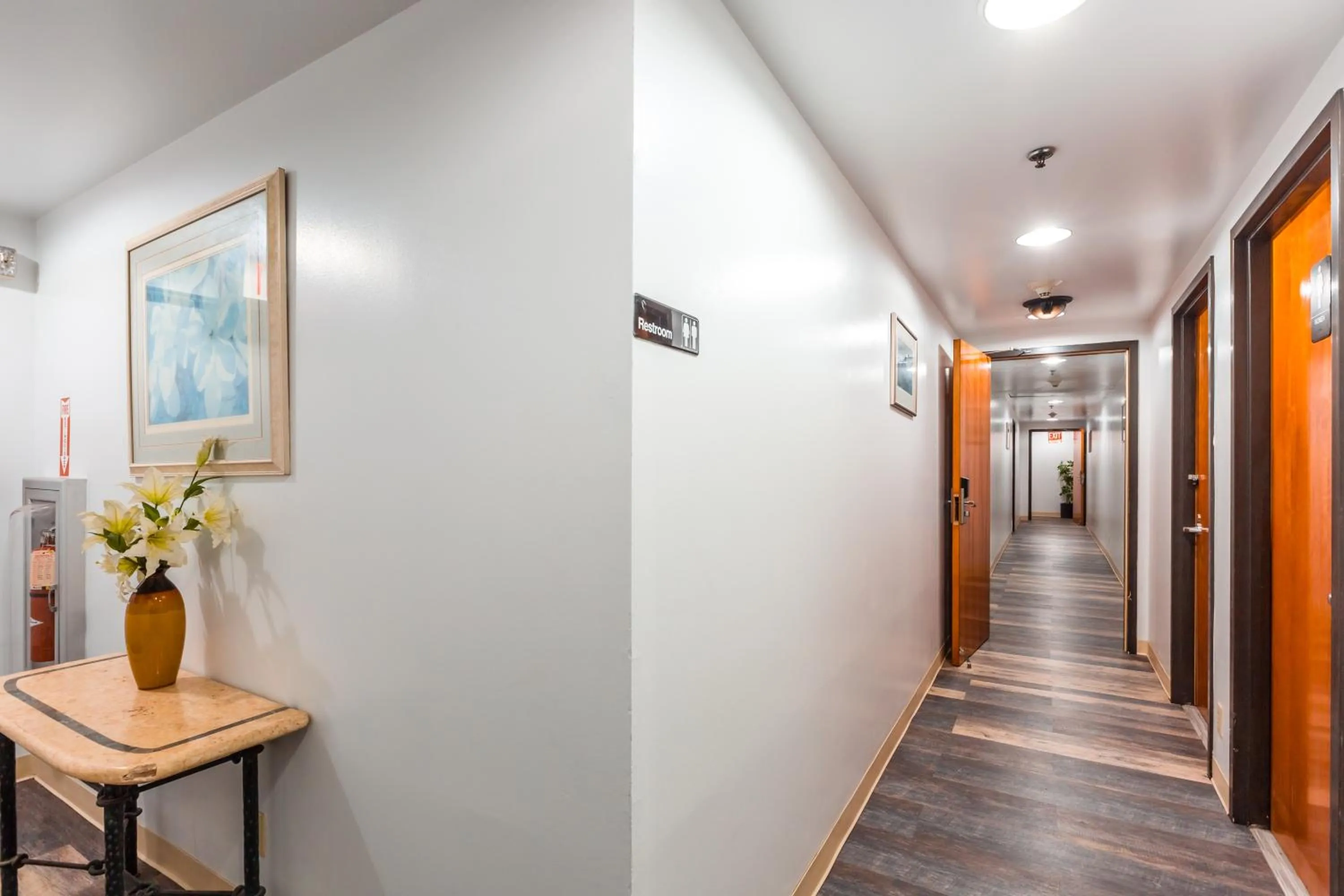 Area and facilities in Alupang Beach Tower