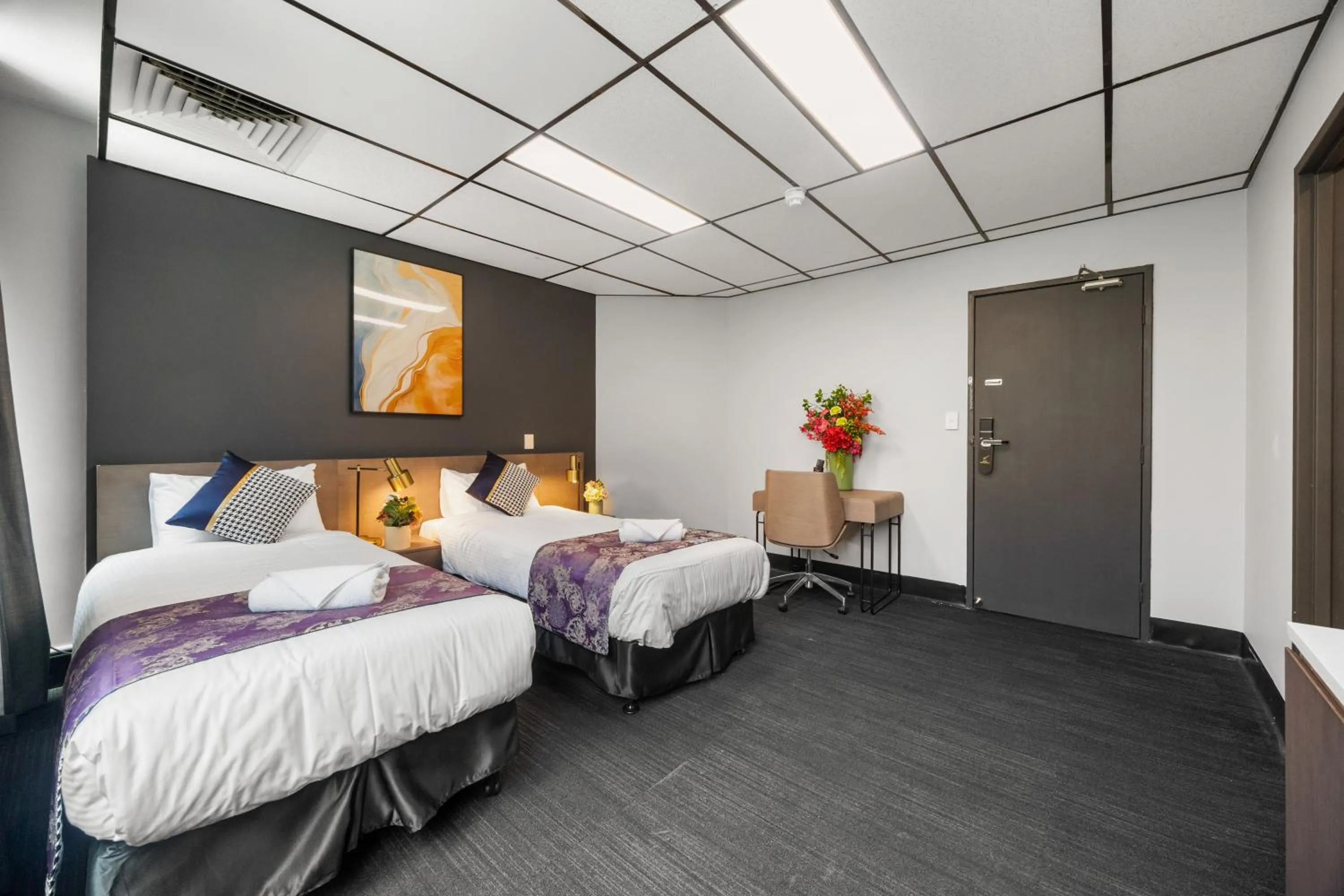 Bed in Eminence on Bank