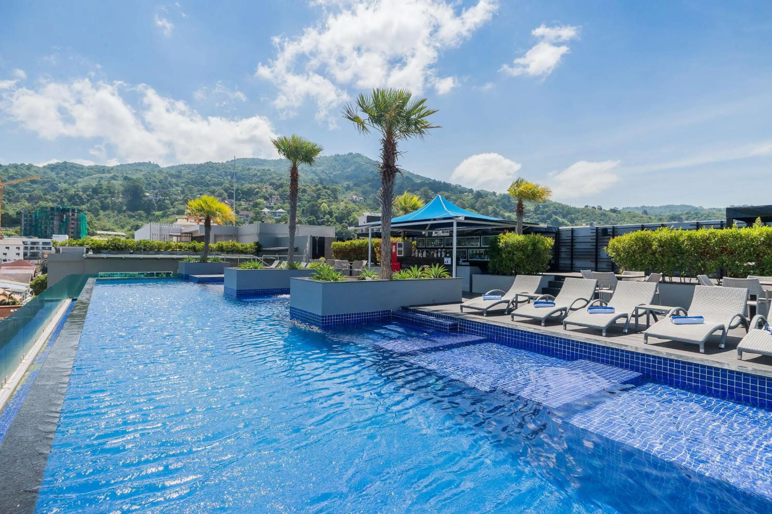 Pool view in Best Western Patong Beach