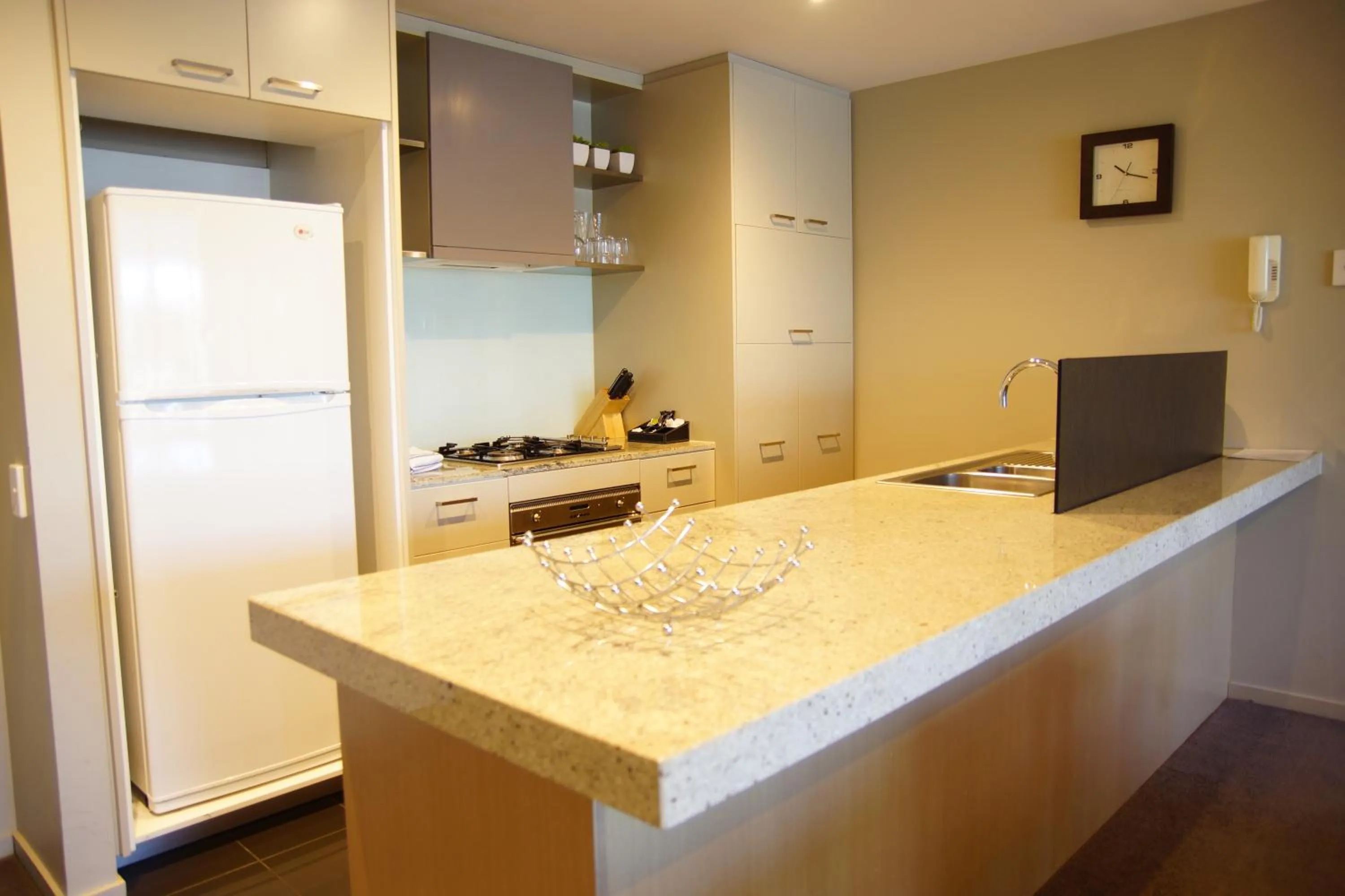 Kitchen or kitchenette in Accent Accommodation@Docklands
