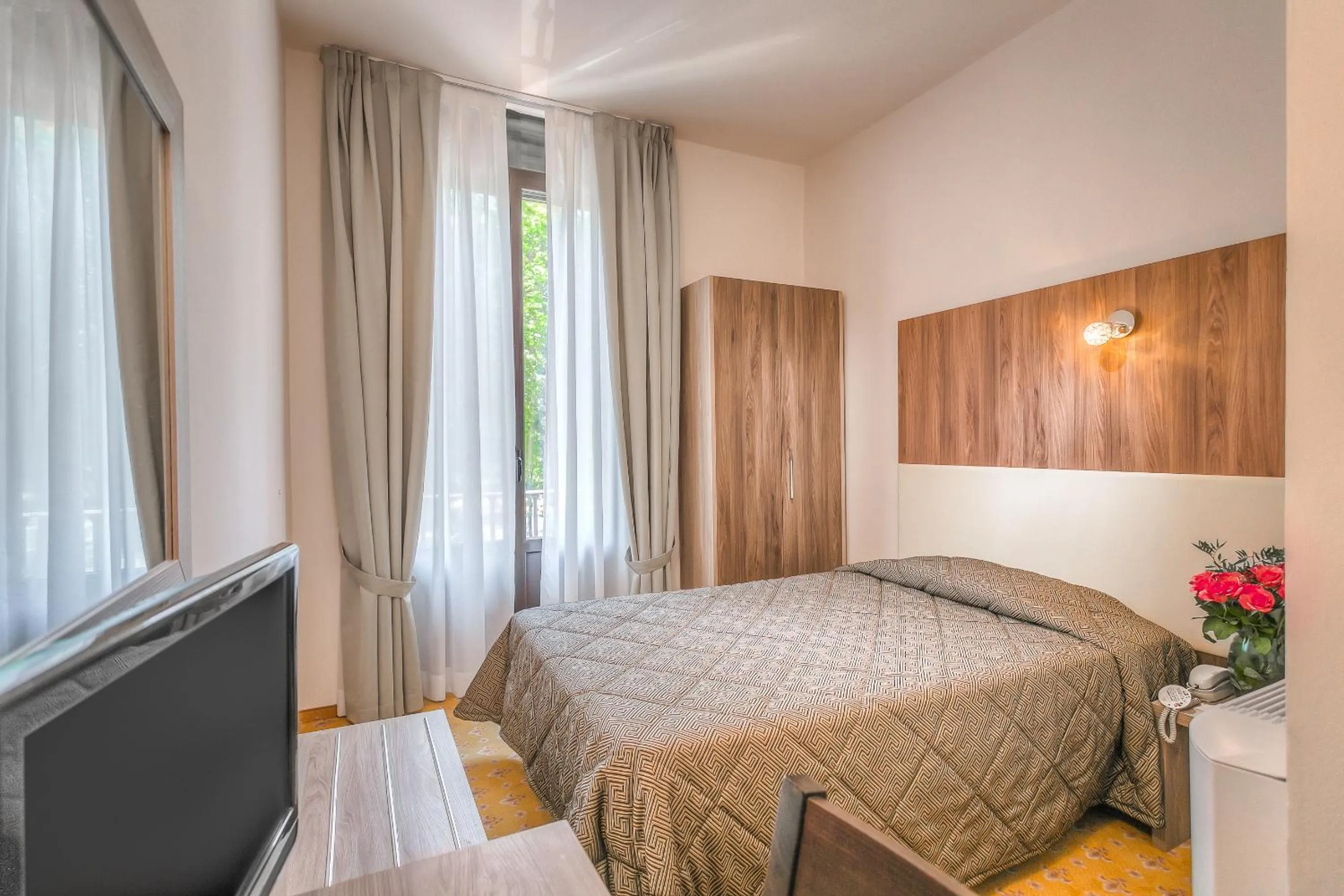 Photo of the whole room in Hotel Arno Bellariva