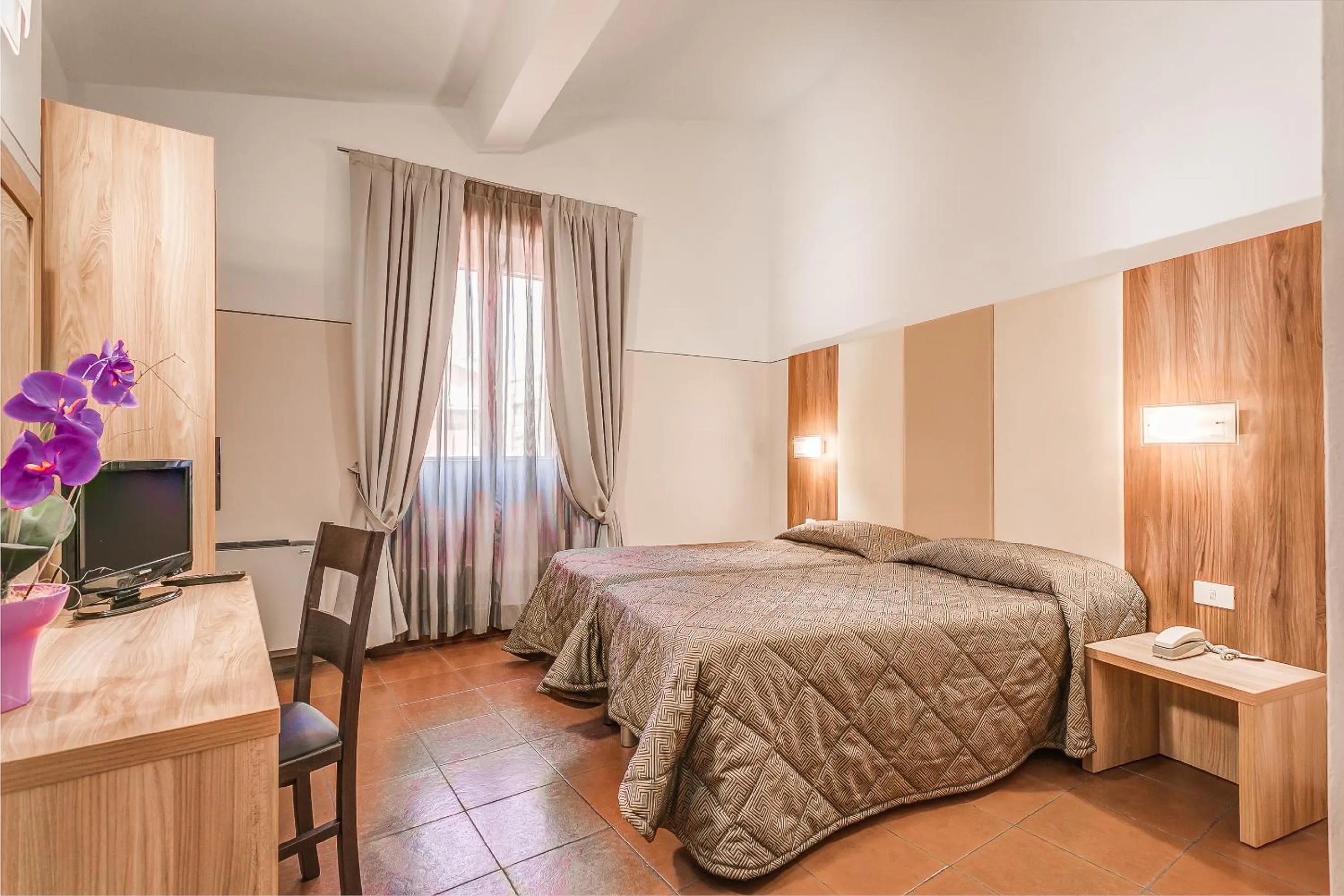 Photo of the whole room in Hotel Arno Bellariva