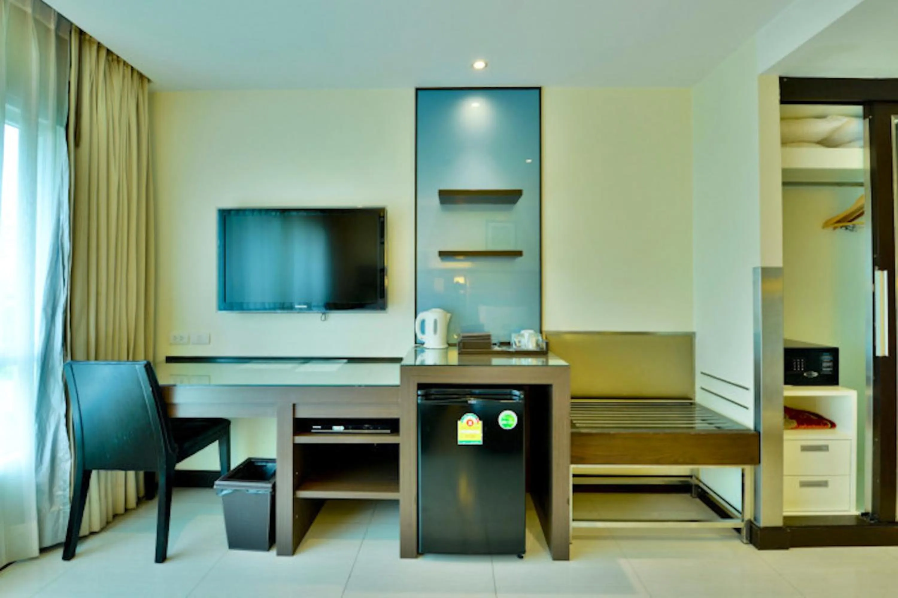 TV and multimedia in The Prestige Nana