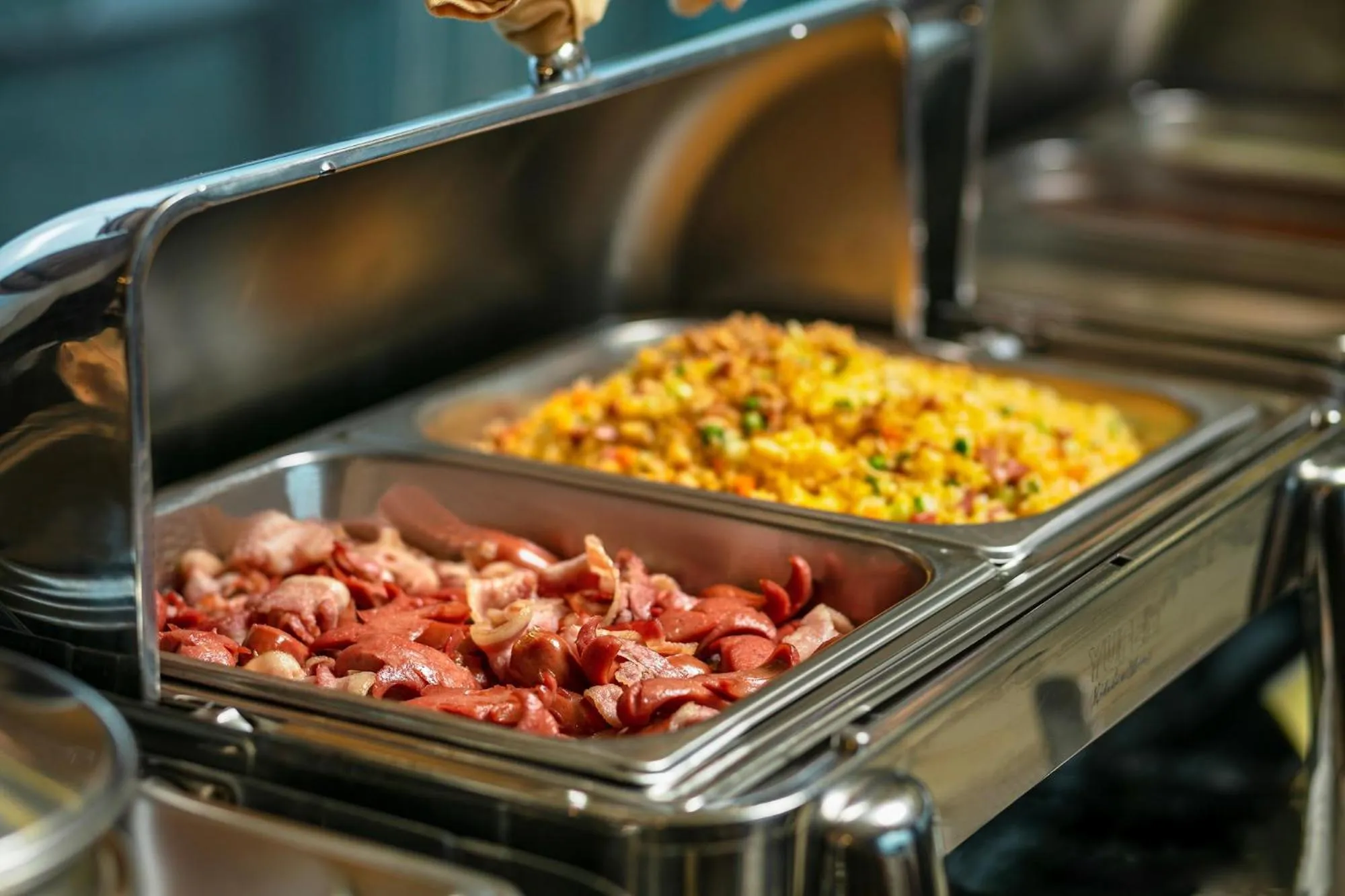 Food in Parkside Sunline Hotel