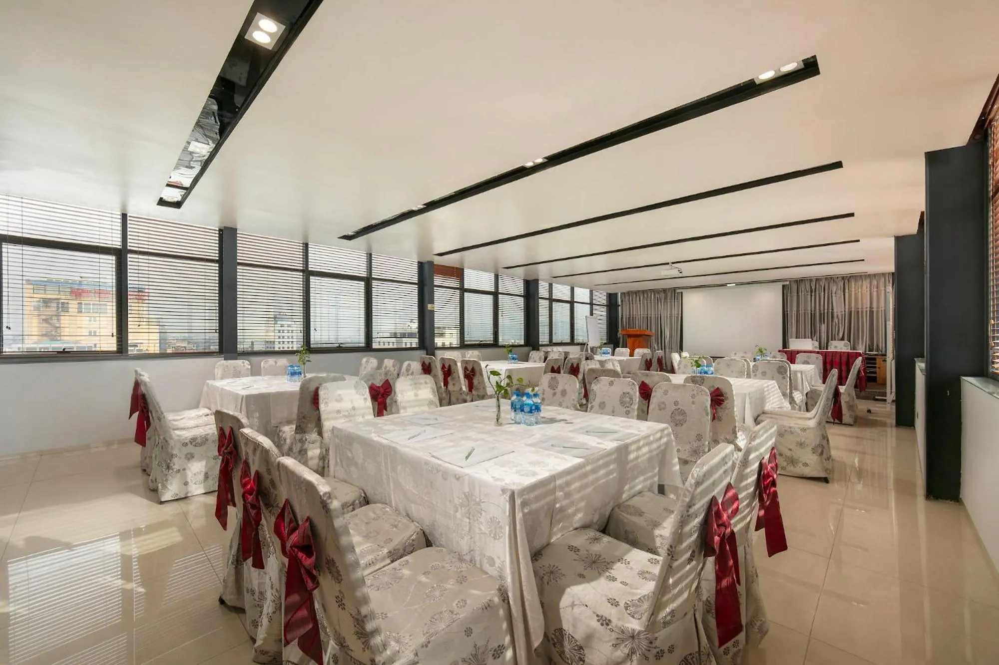 Banquet/Function facilities in Parkside Sunline Hotel