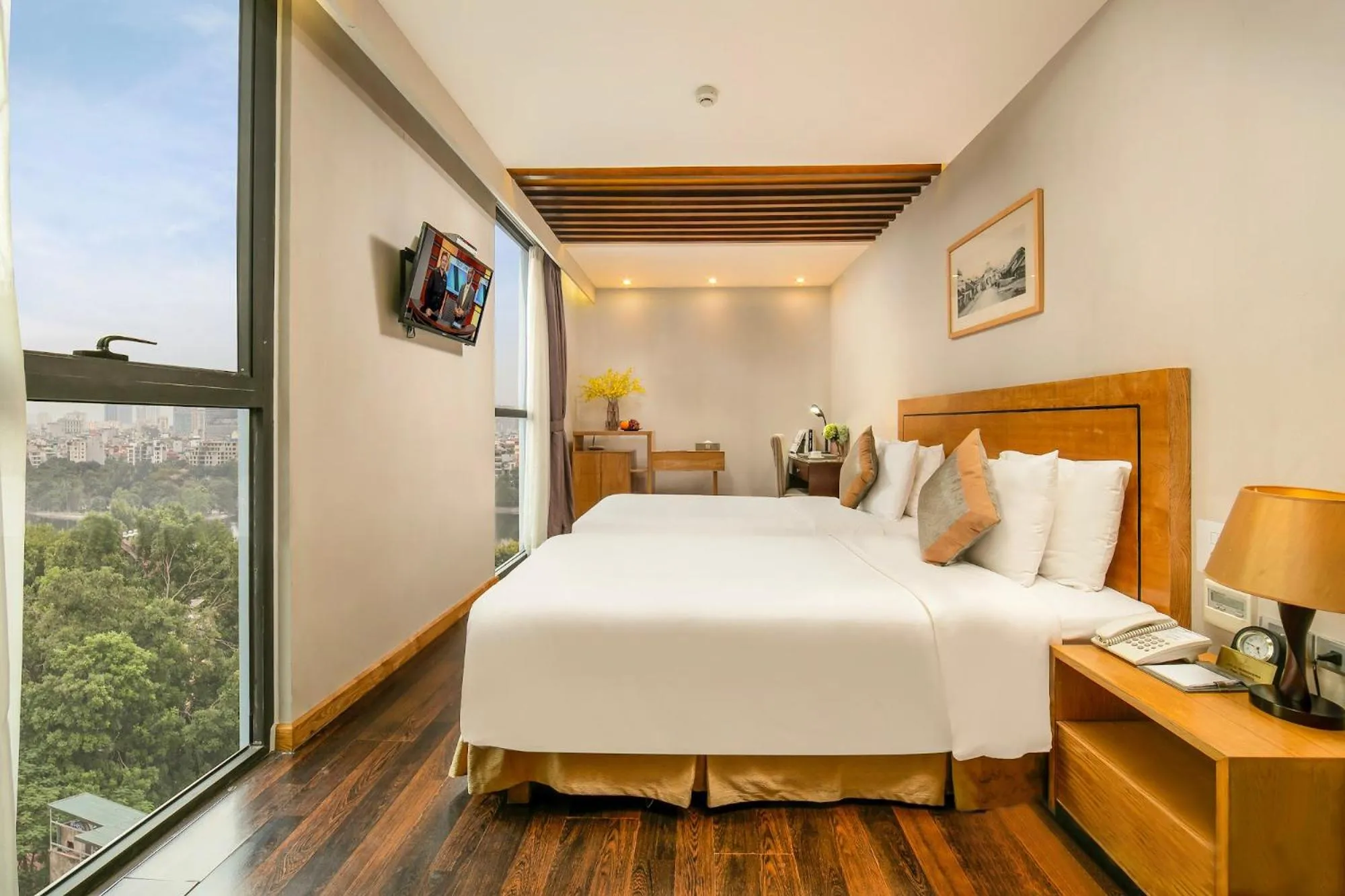 Bed in Parkside Sunline Hotel