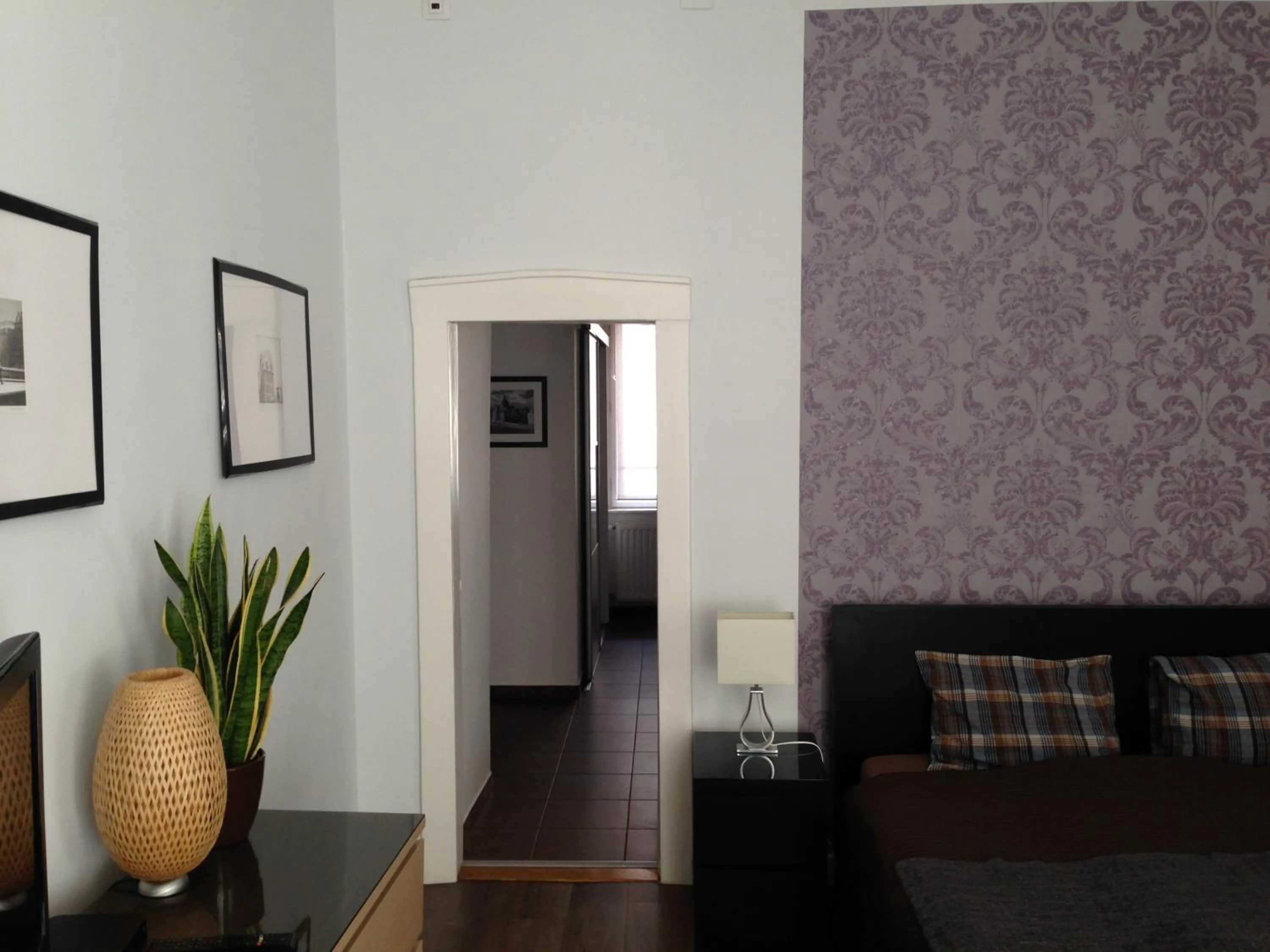 Photo of the whole room in Private Apartment Centertown