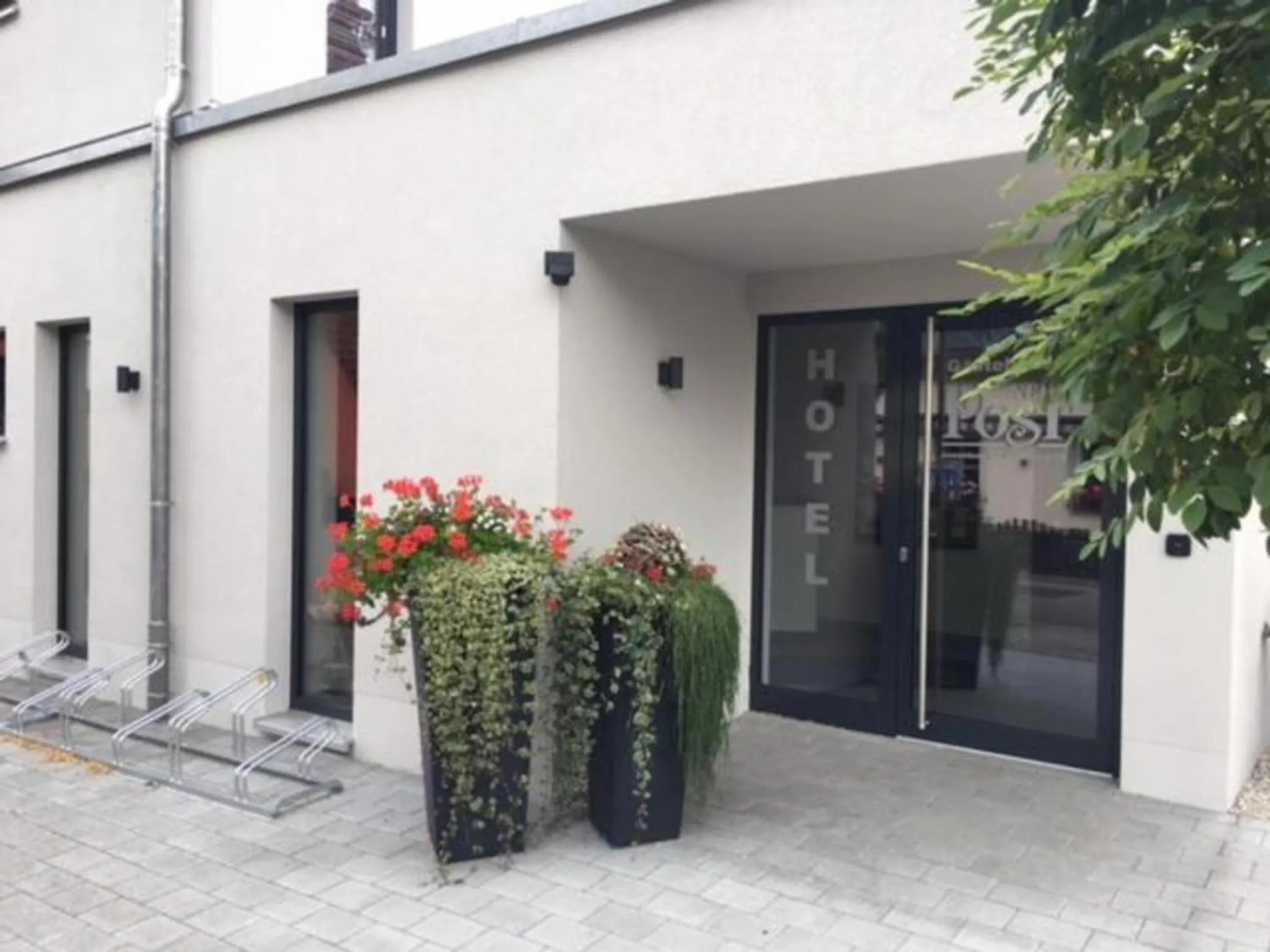 Property building in Hotel-Gasthof Neue Post