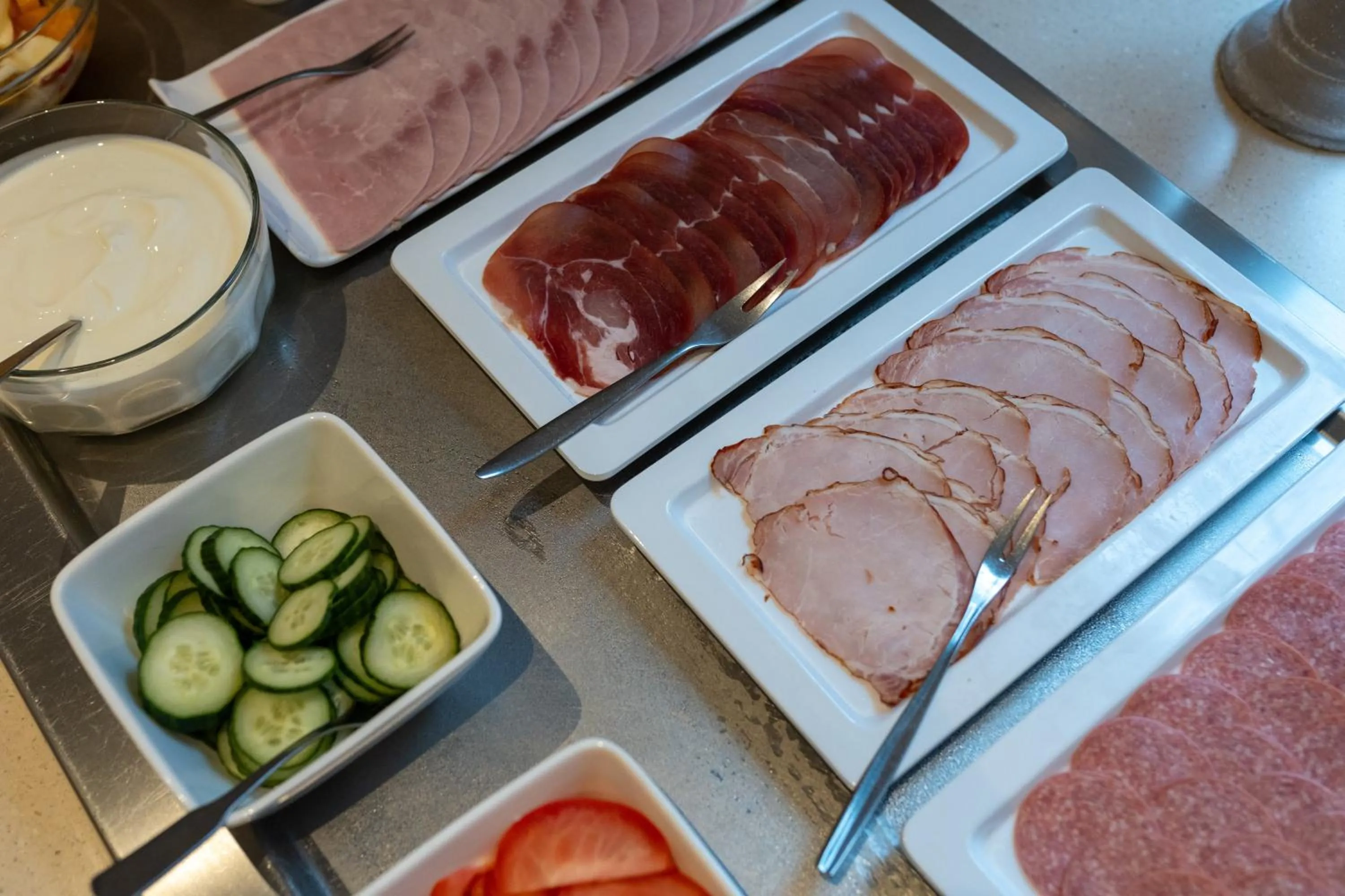 Buffet breakfast in Rixbecker Alpen - Hotel Koch