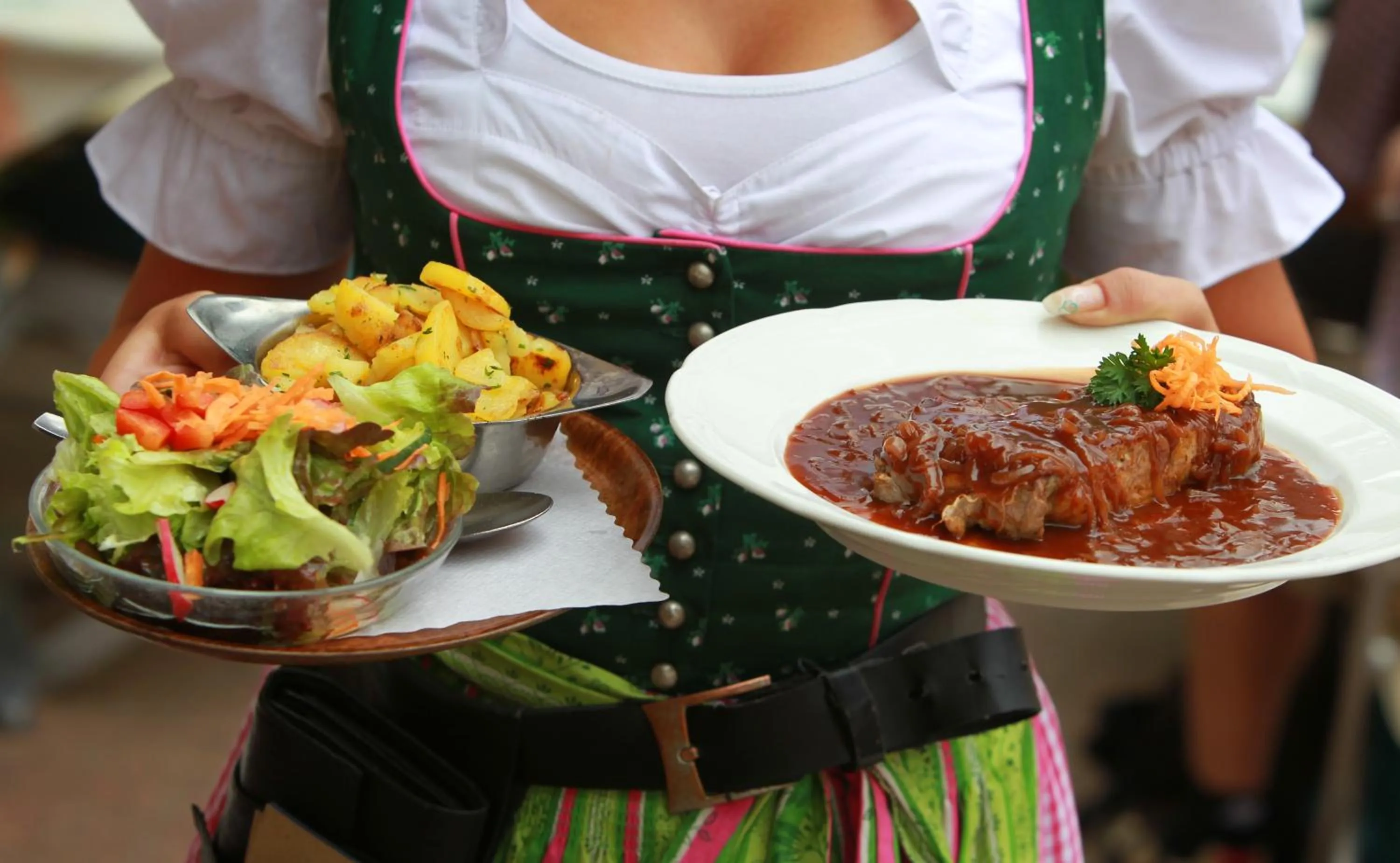 Food and drinks in Weinhotel Rose