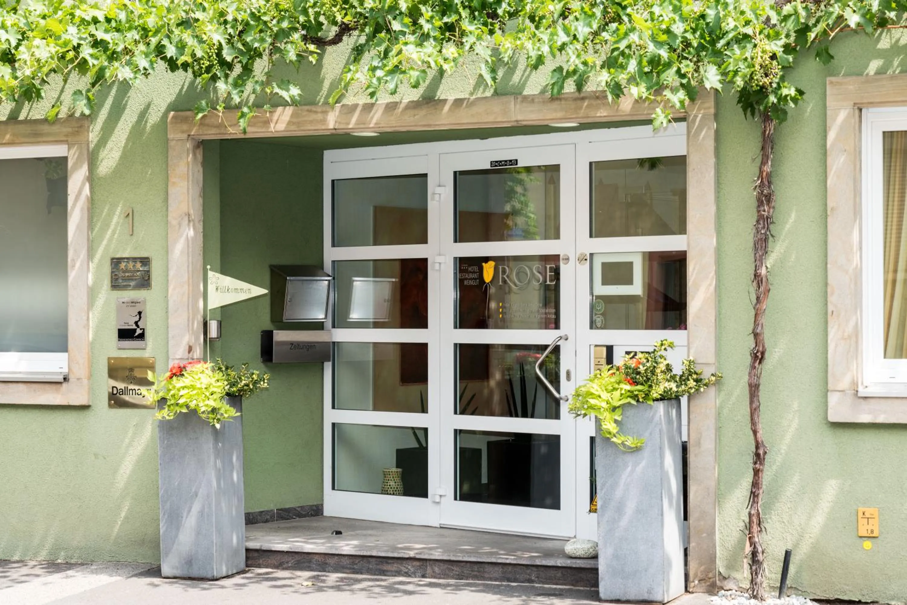 Property building in Weinhotel Rose