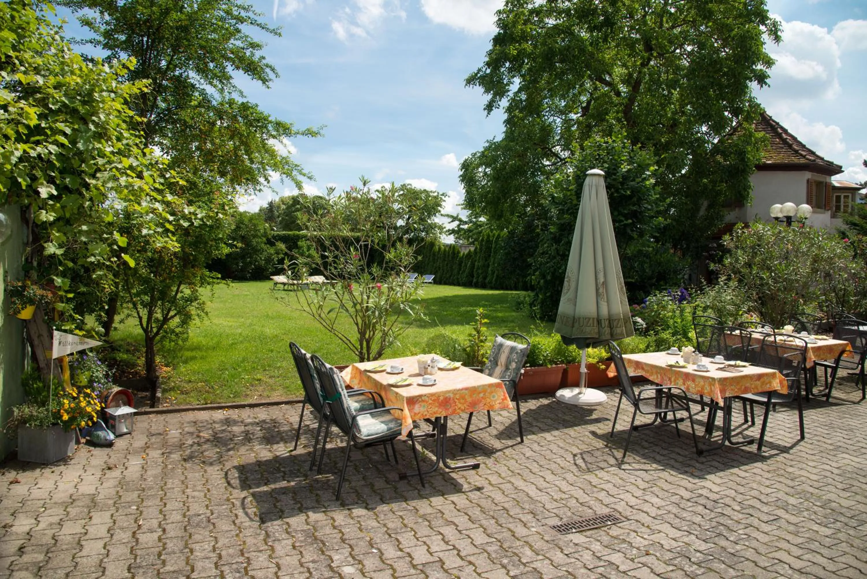 Property building in Weinhotel Rose