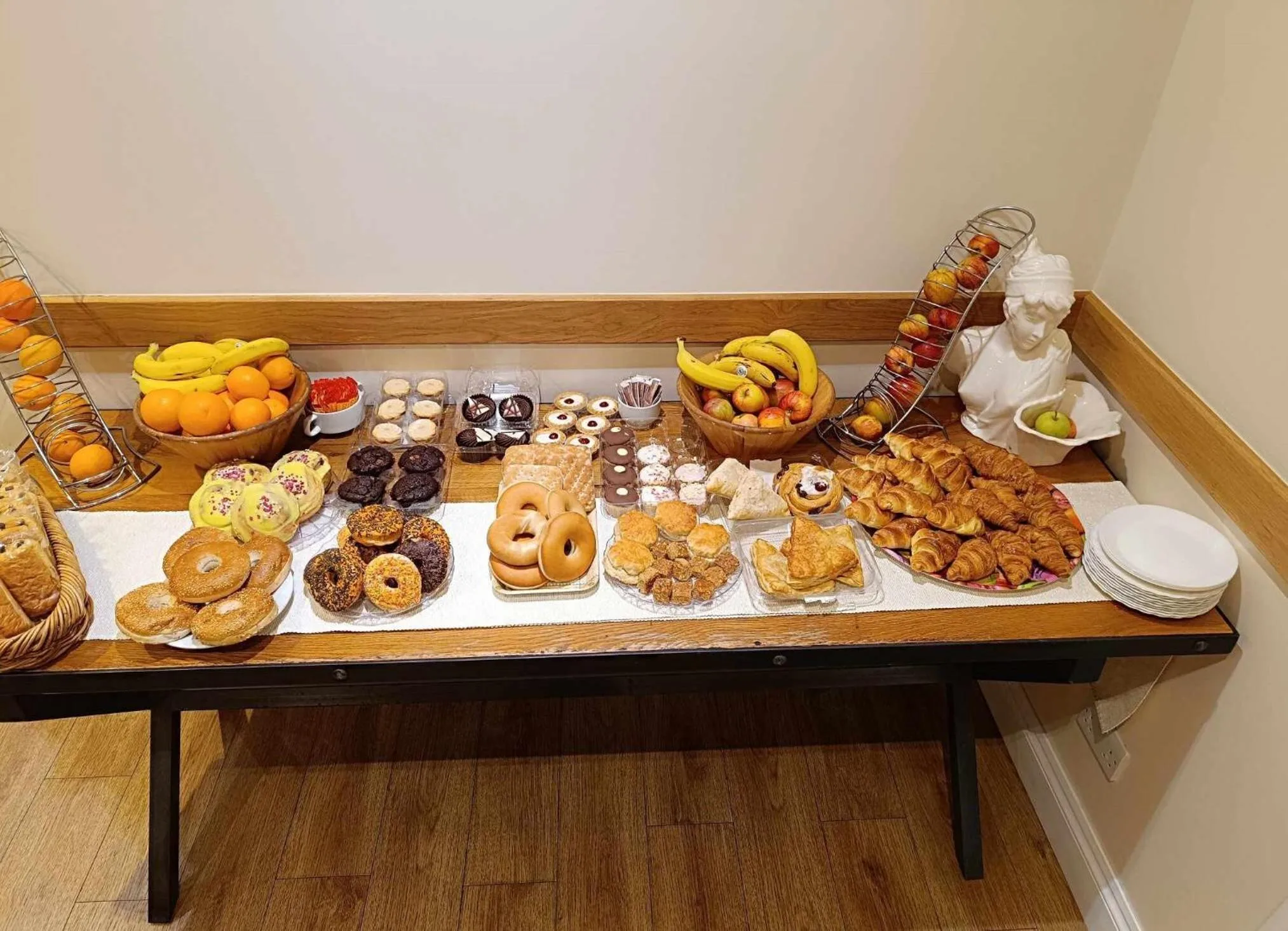 Breakfast in St Simeon