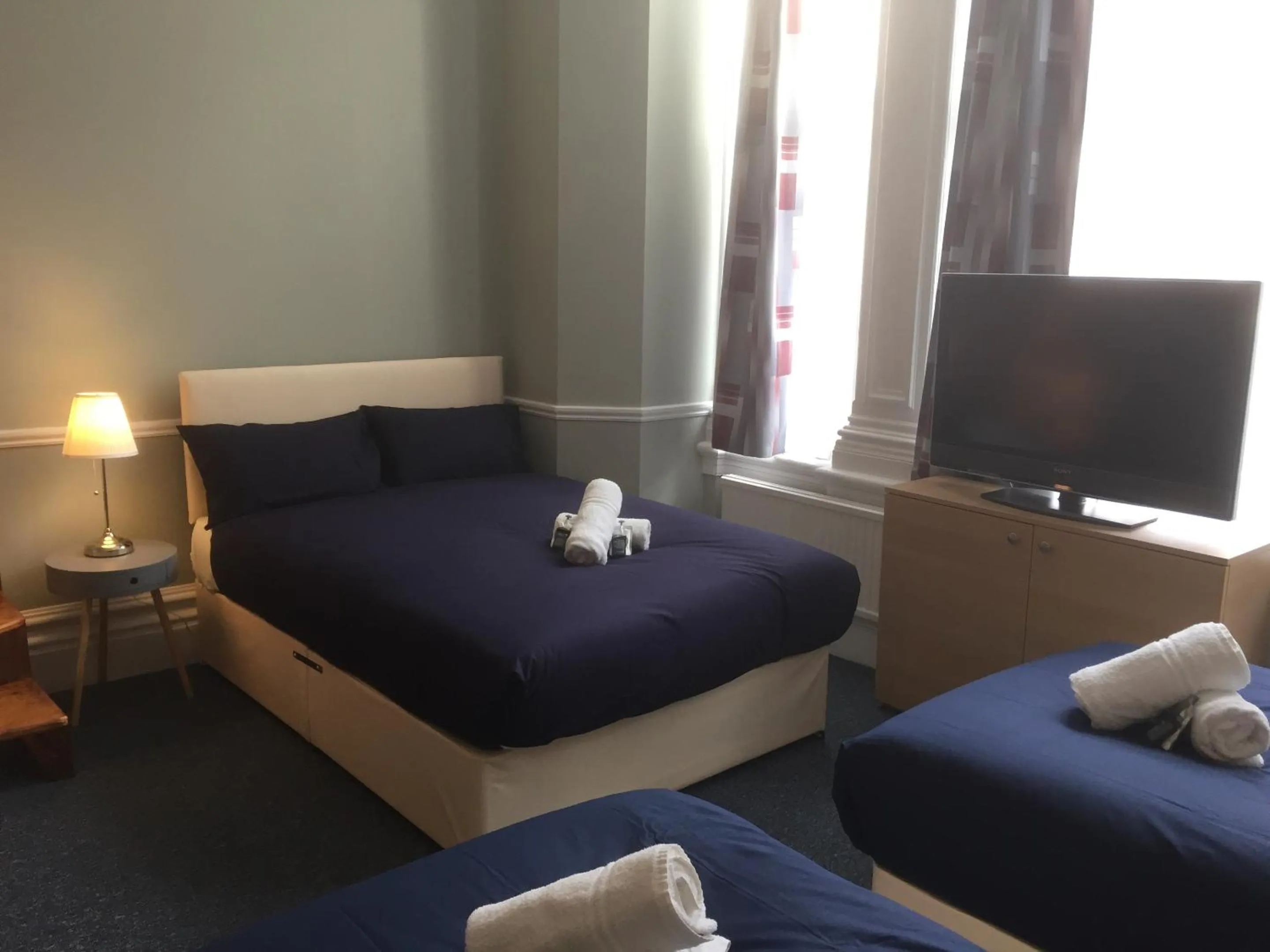 Bedroom, Bed in St Simeon