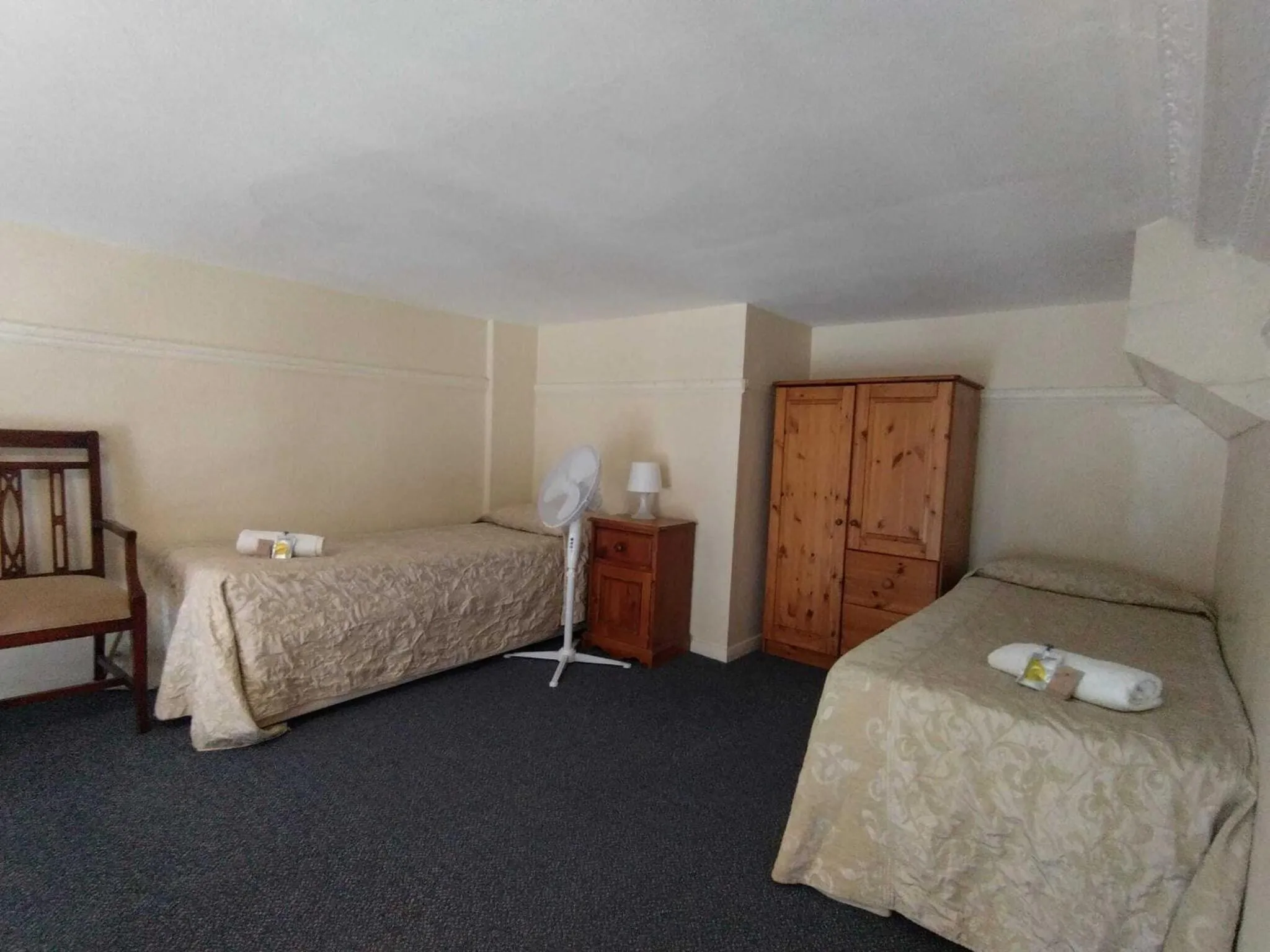 Bedroom, Bed in St Simeon