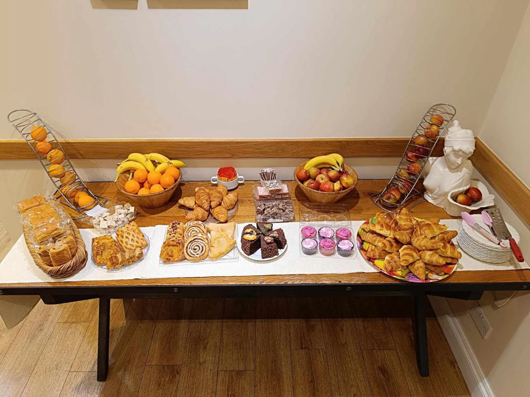 Breakfast in St Simeon