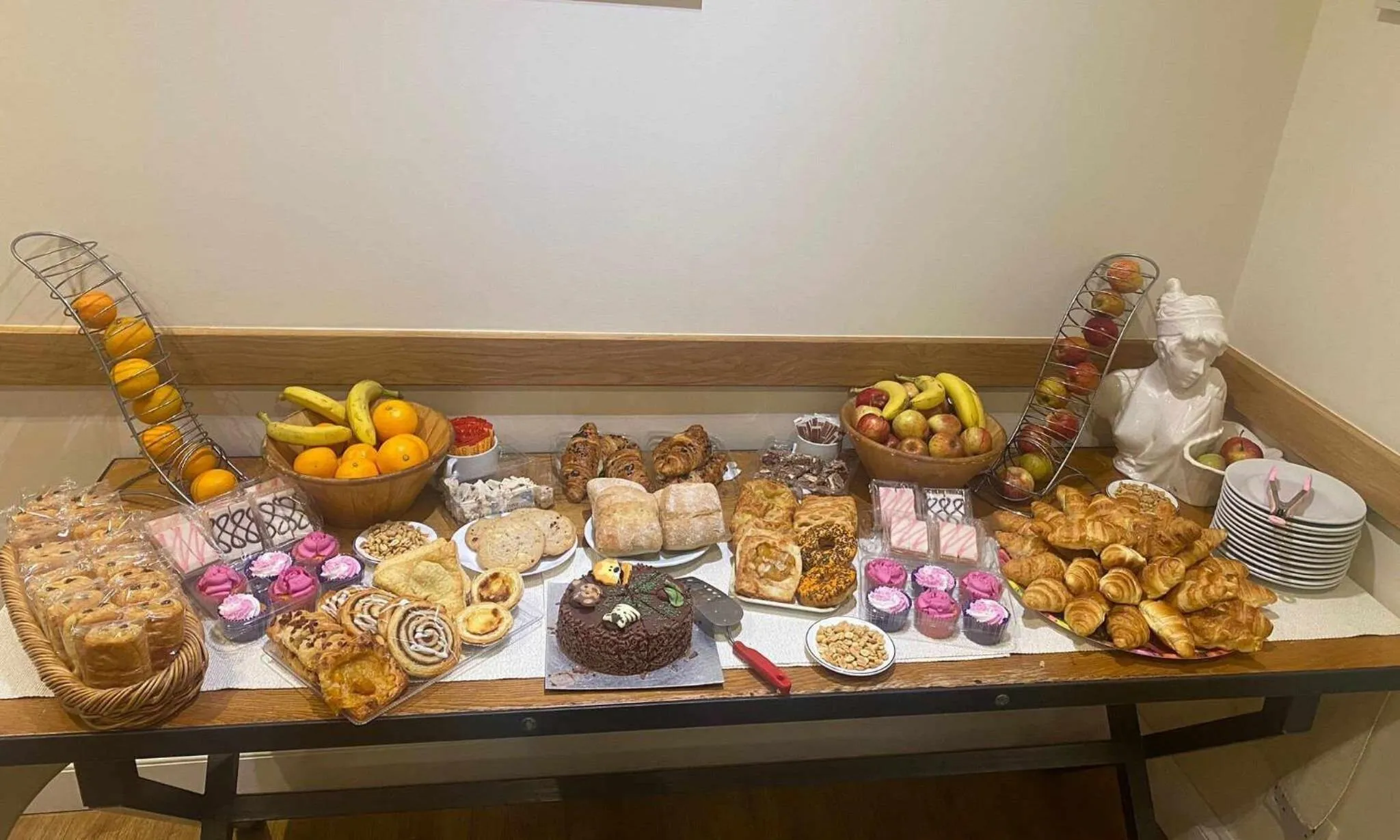 Breakfast in St Simeon