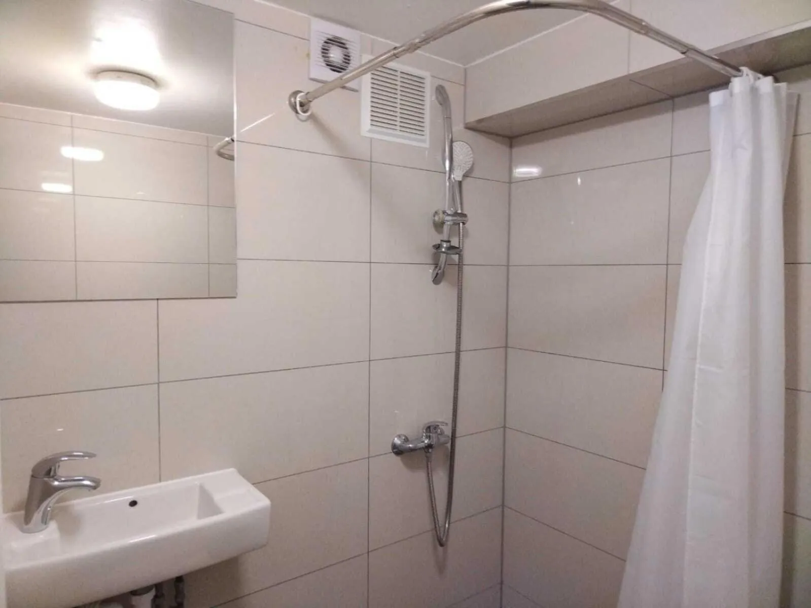 Bathroom in St Simeon