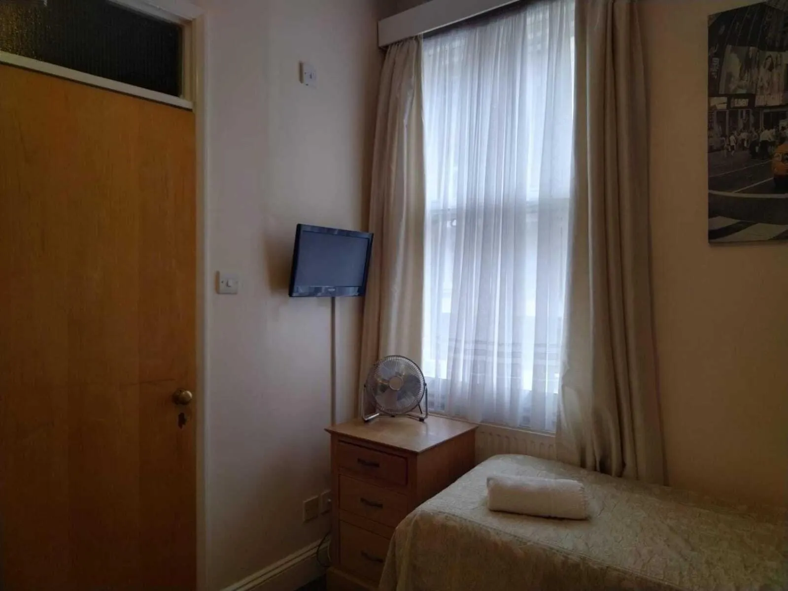 Bedroom, Bed in St Simeon