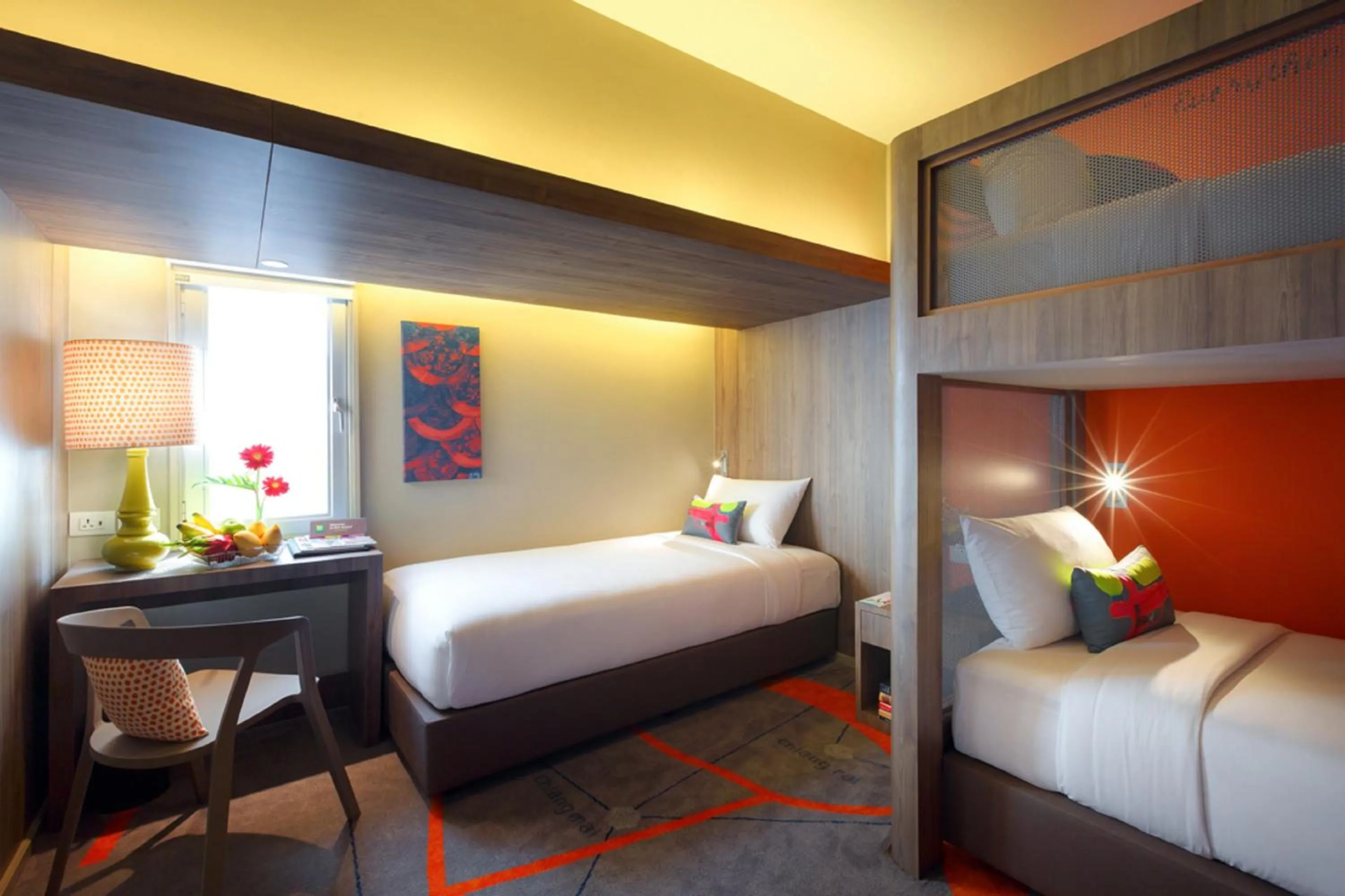 Bed in Tinidee Trendy Bangkok Khaosan