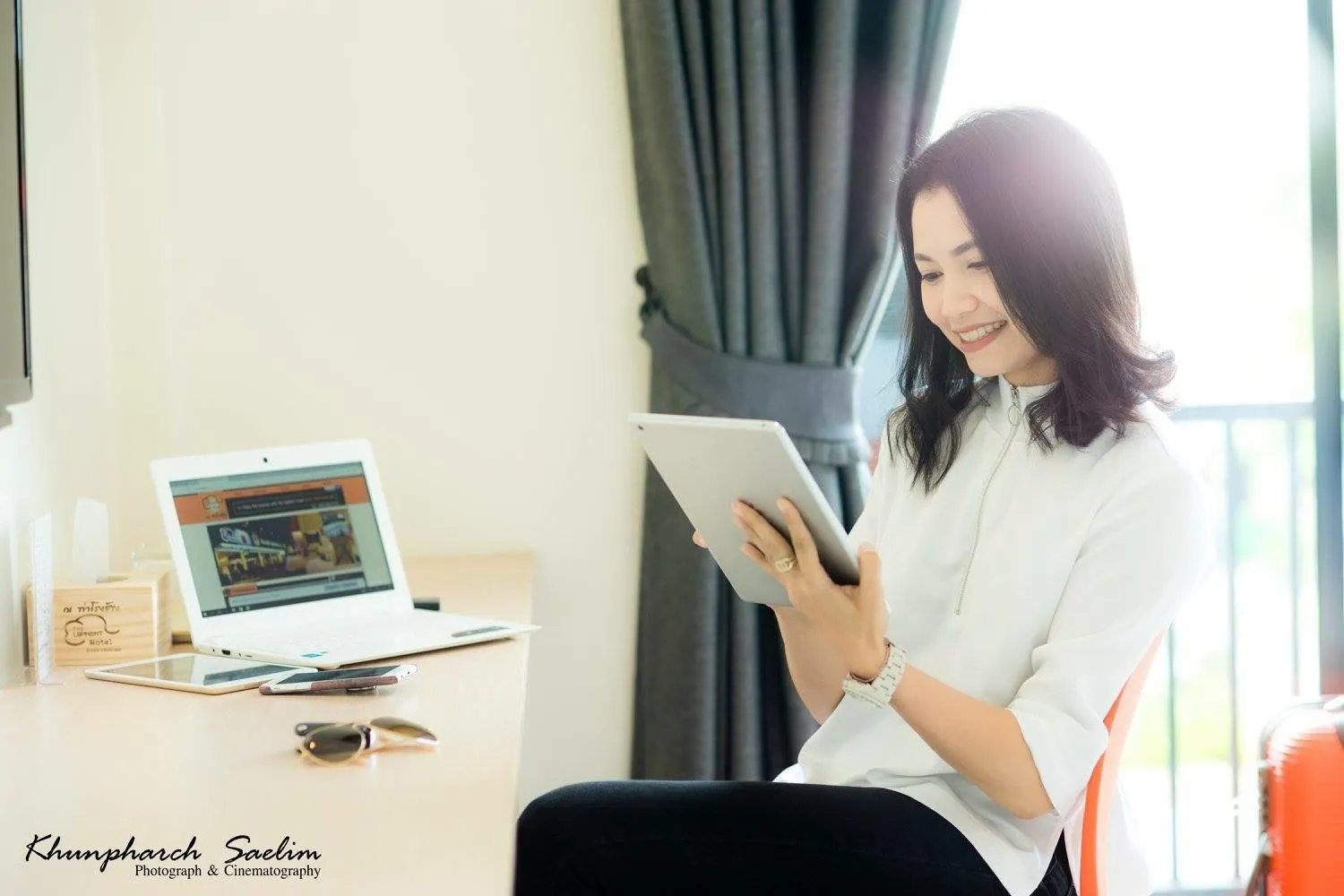 group of guests in The Lephant Hotel