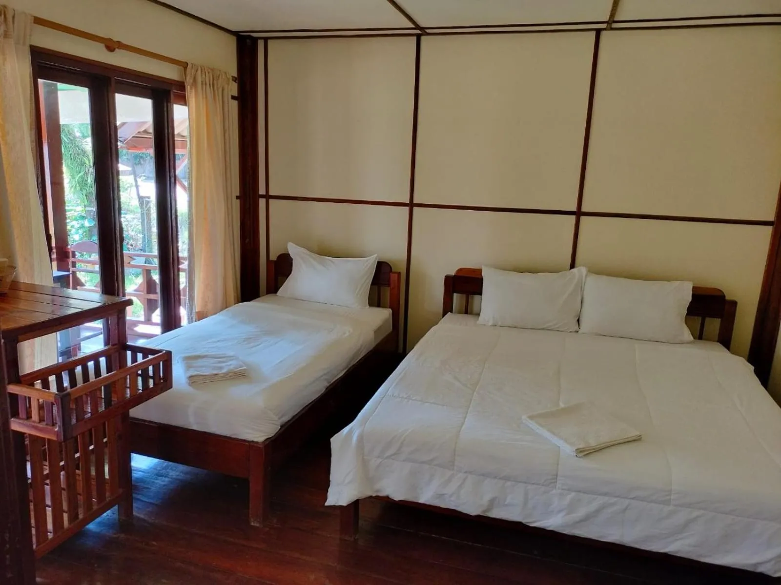 Bed in Bungalows Le Jardin VANGVIENG