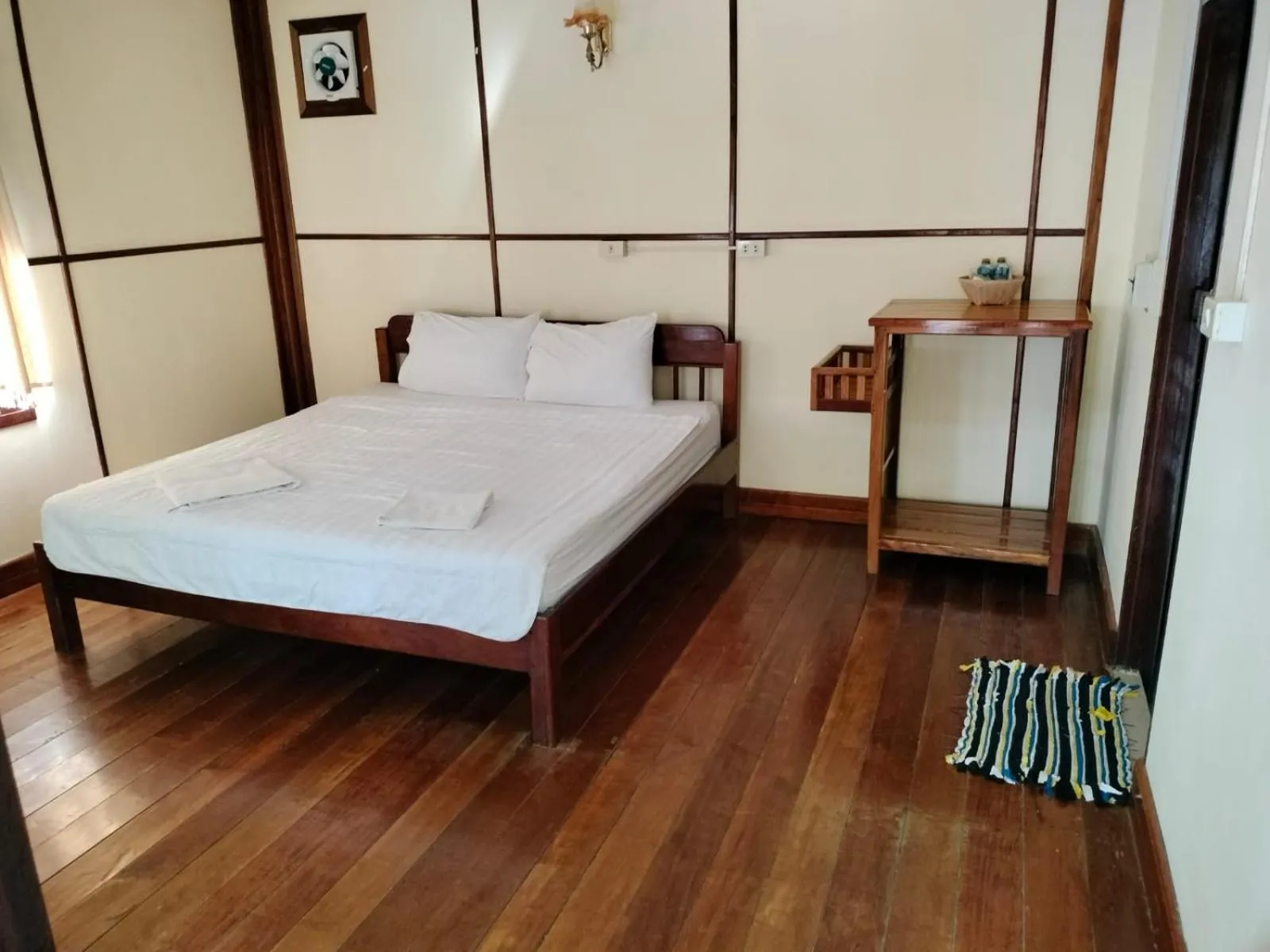 Bed in Bungalows Le Jardin VANGVIENG