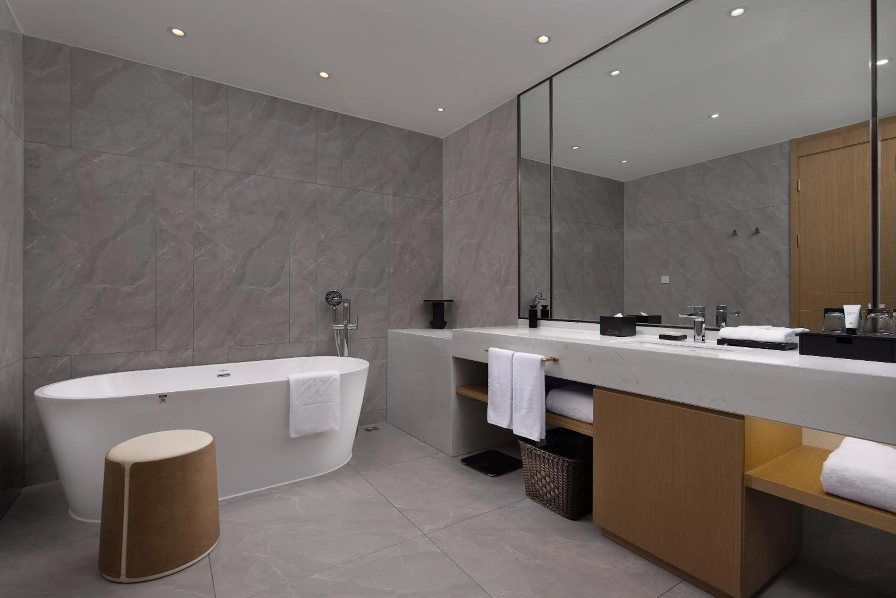 Toilet in Metropark Hotel Wuhan