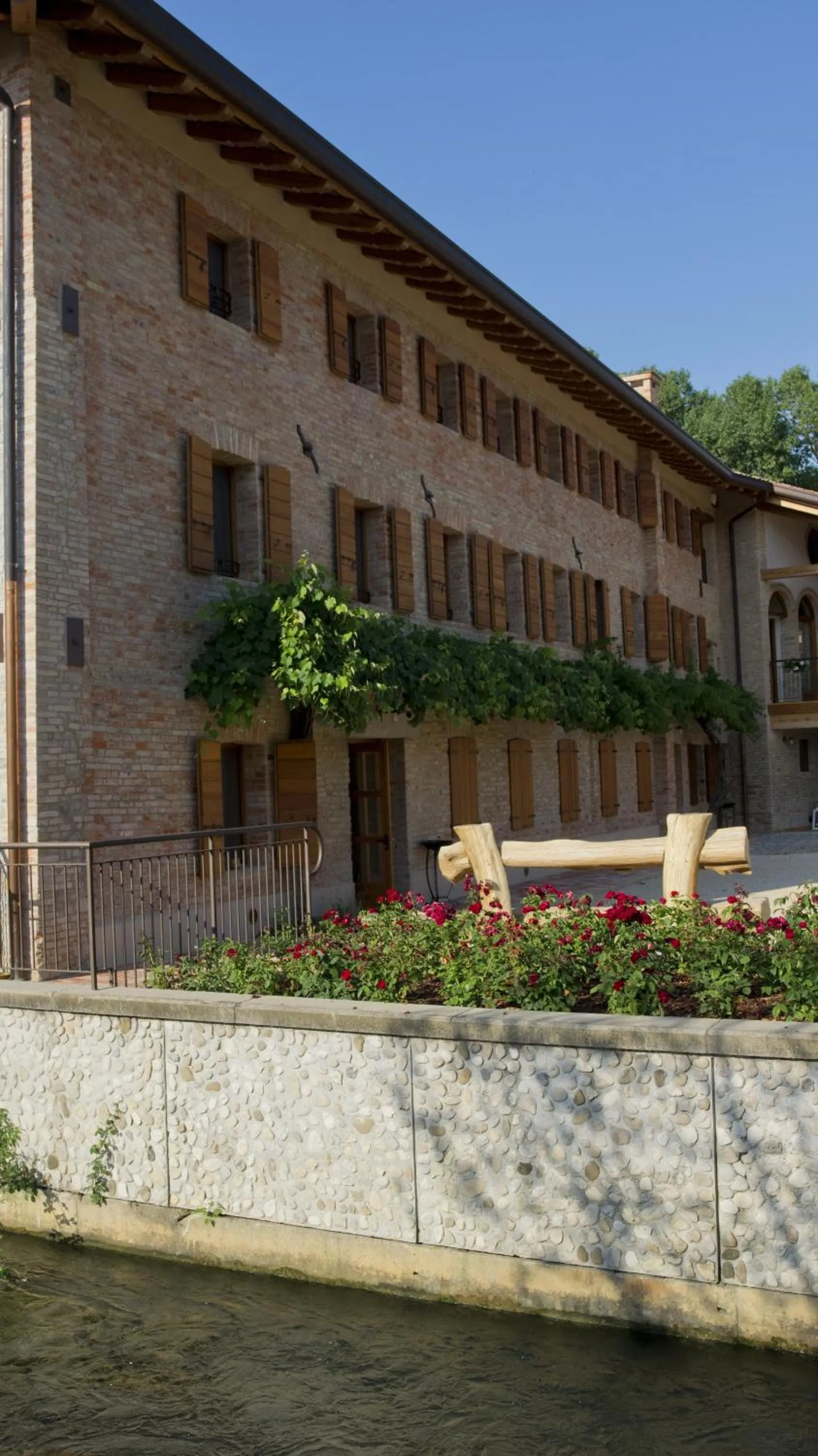 Property building in Ca' Muliner