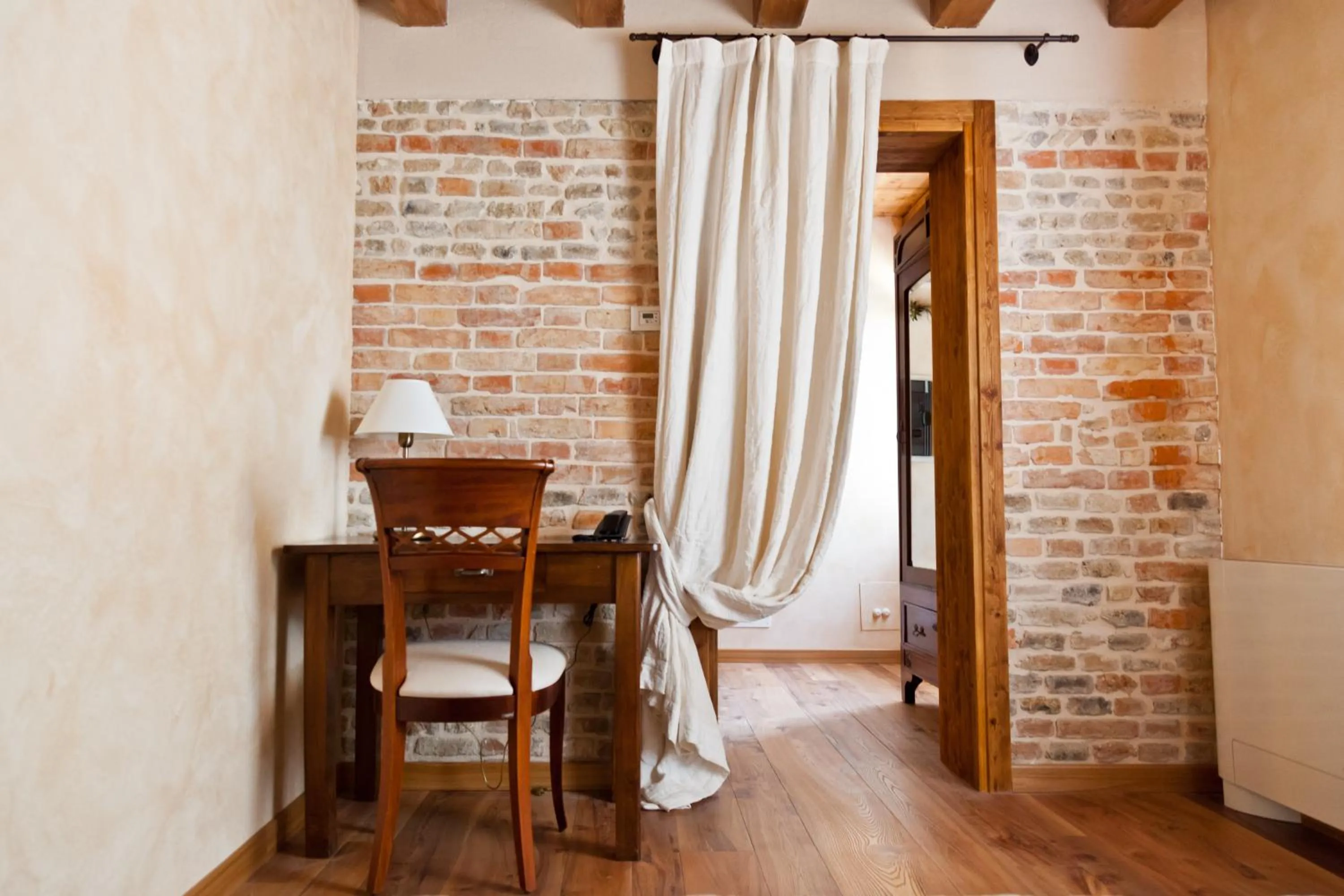 Seating area in Ca' Muliner