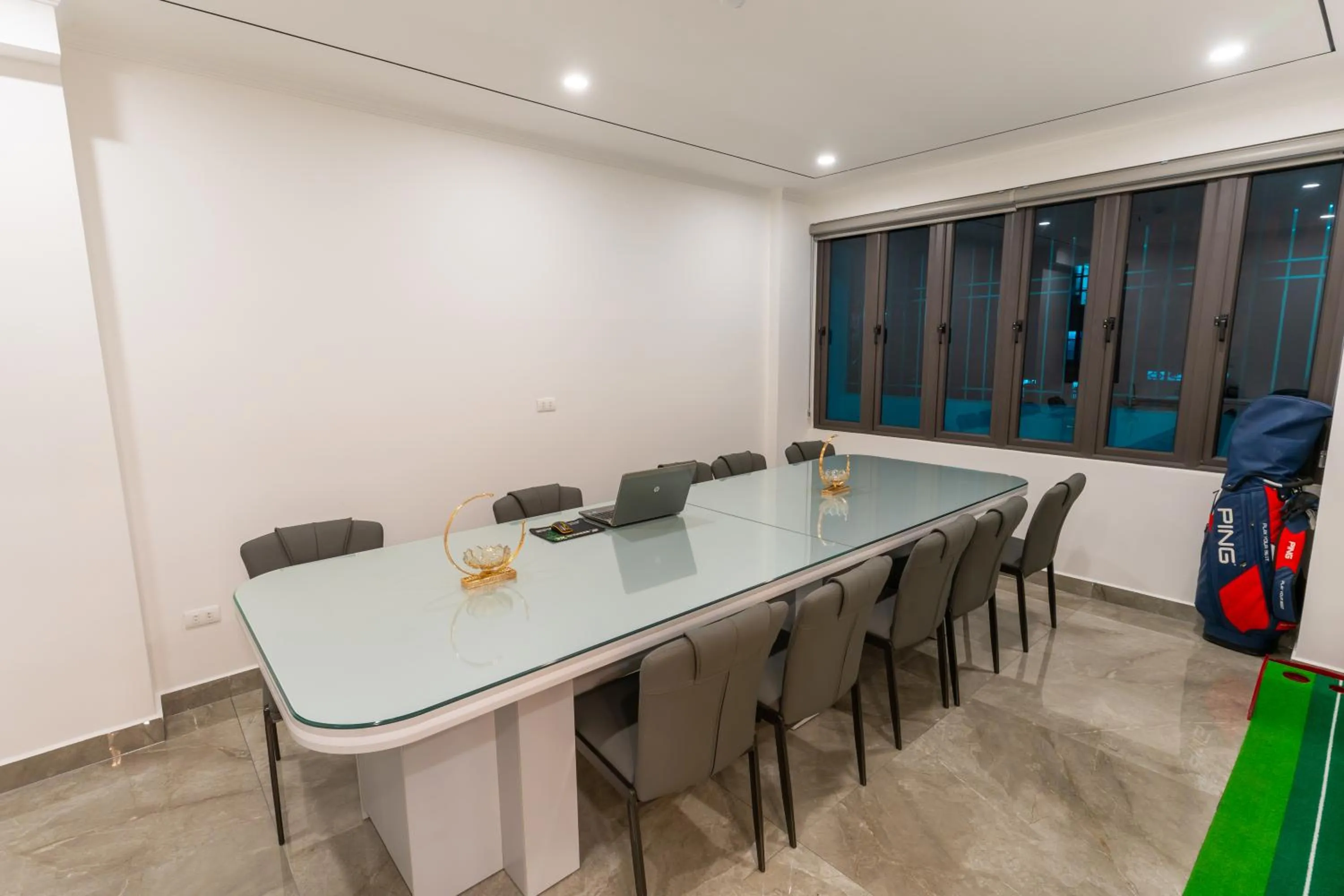 CM Hotel & Apartment