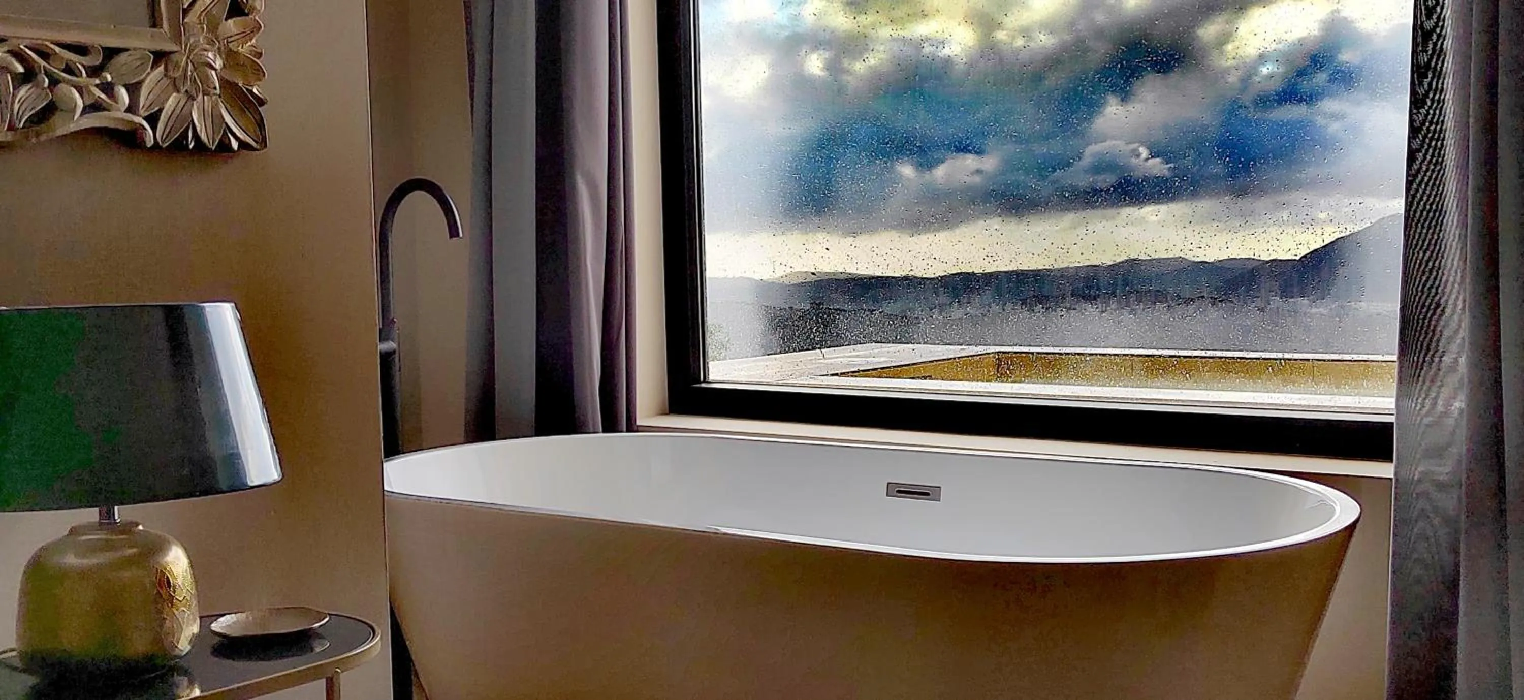 Mountain view in Las estrellas del duende