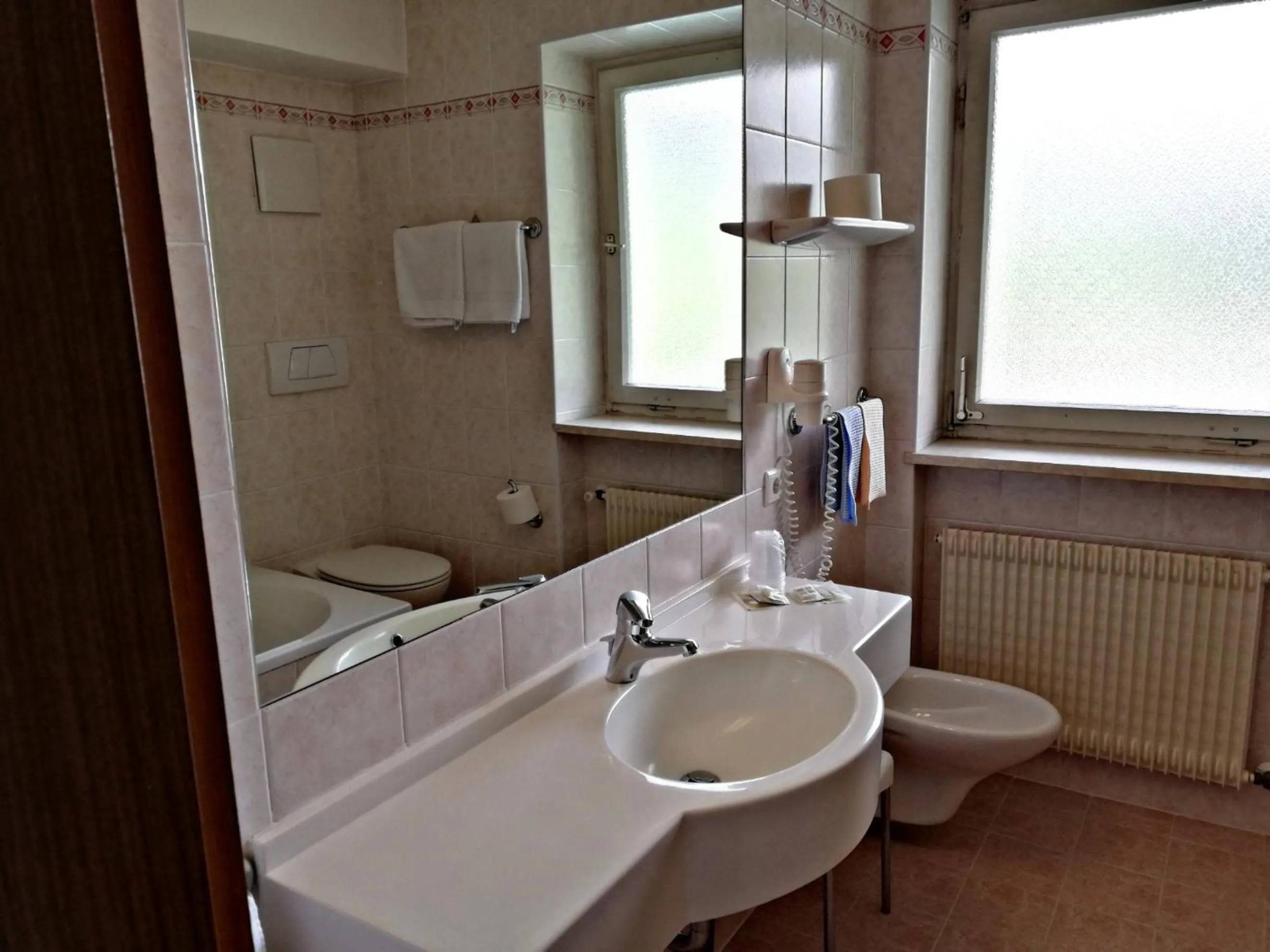 Toilet in Hotel Rodes