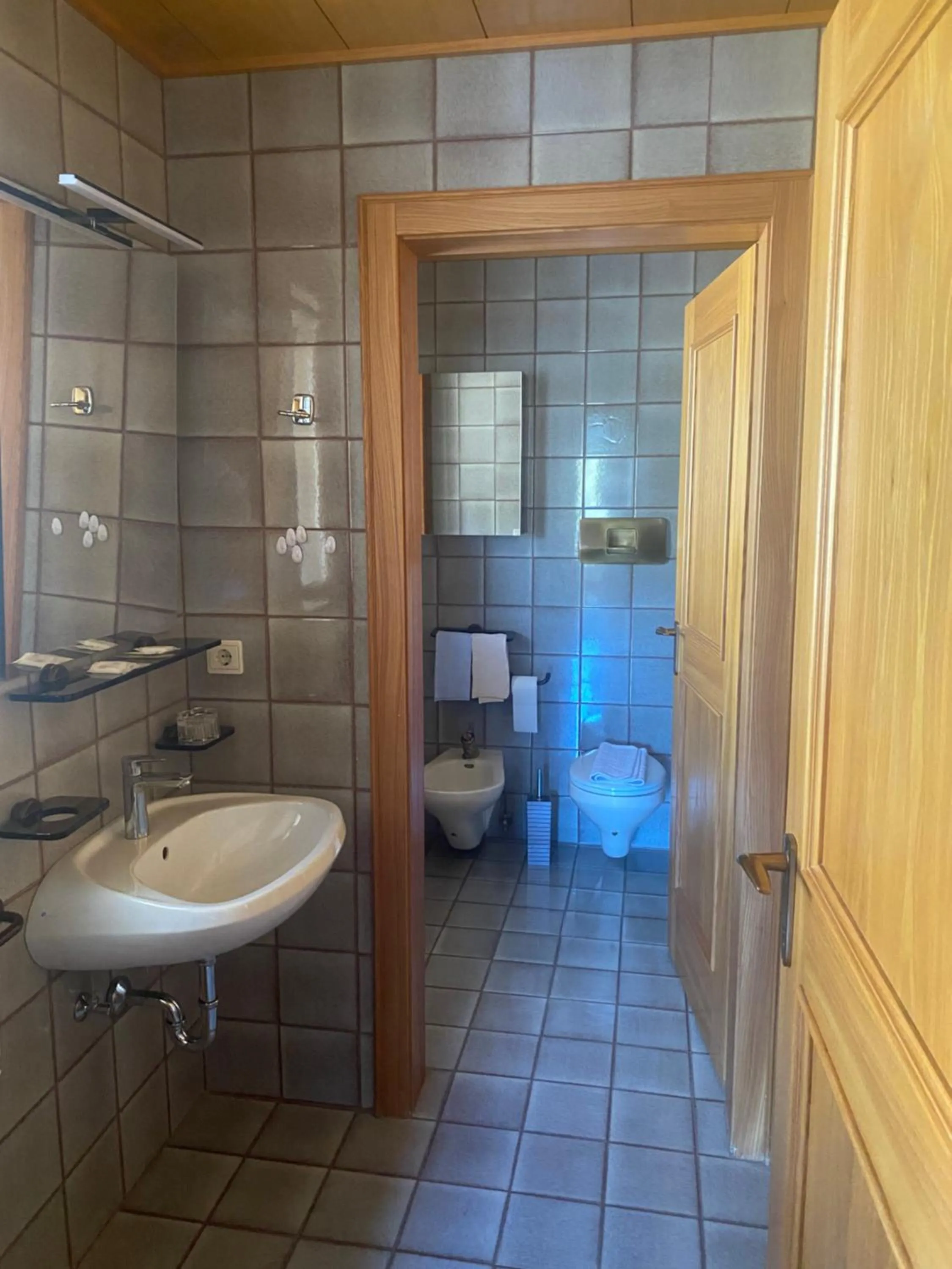 Bathroom in Hotel Rodes