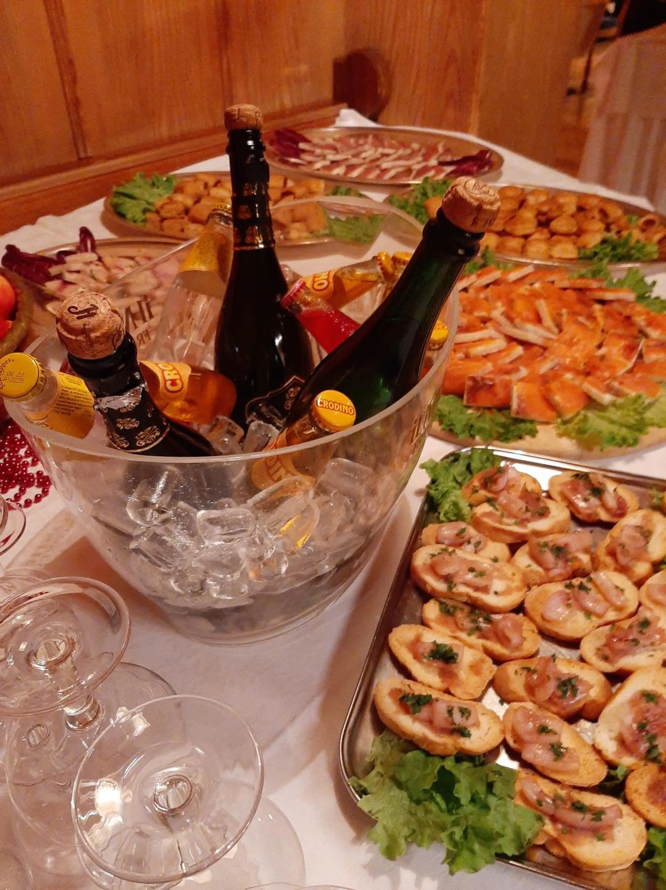 Restaurant/places to eat in Hotel Rodes