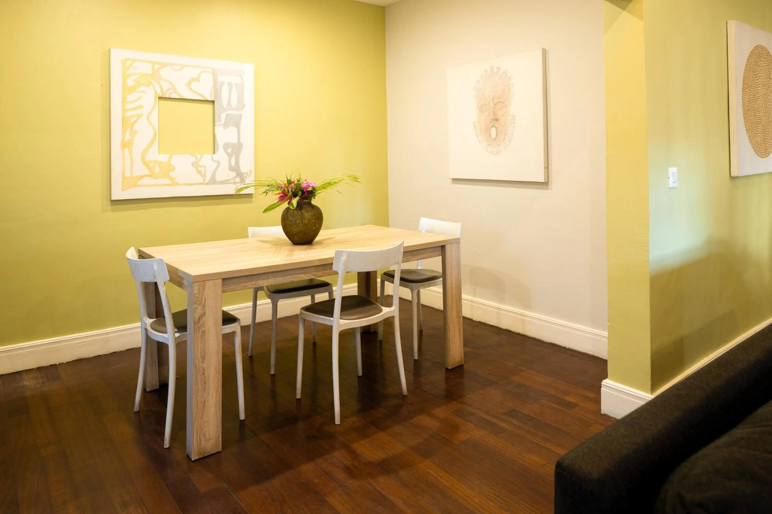 Dining area in Olma Hotel & Suites