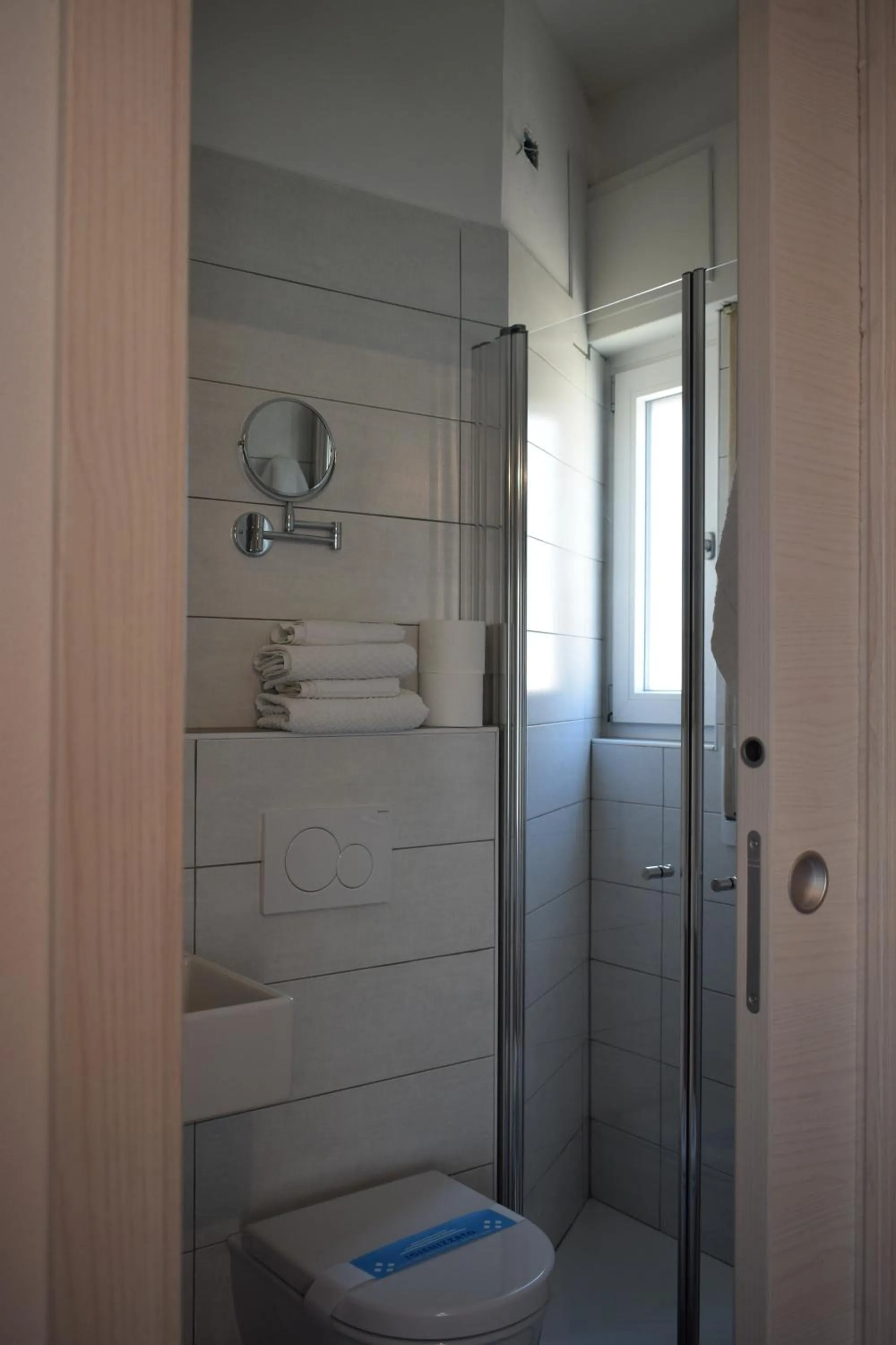 Shower in Albergo Al Pescatore