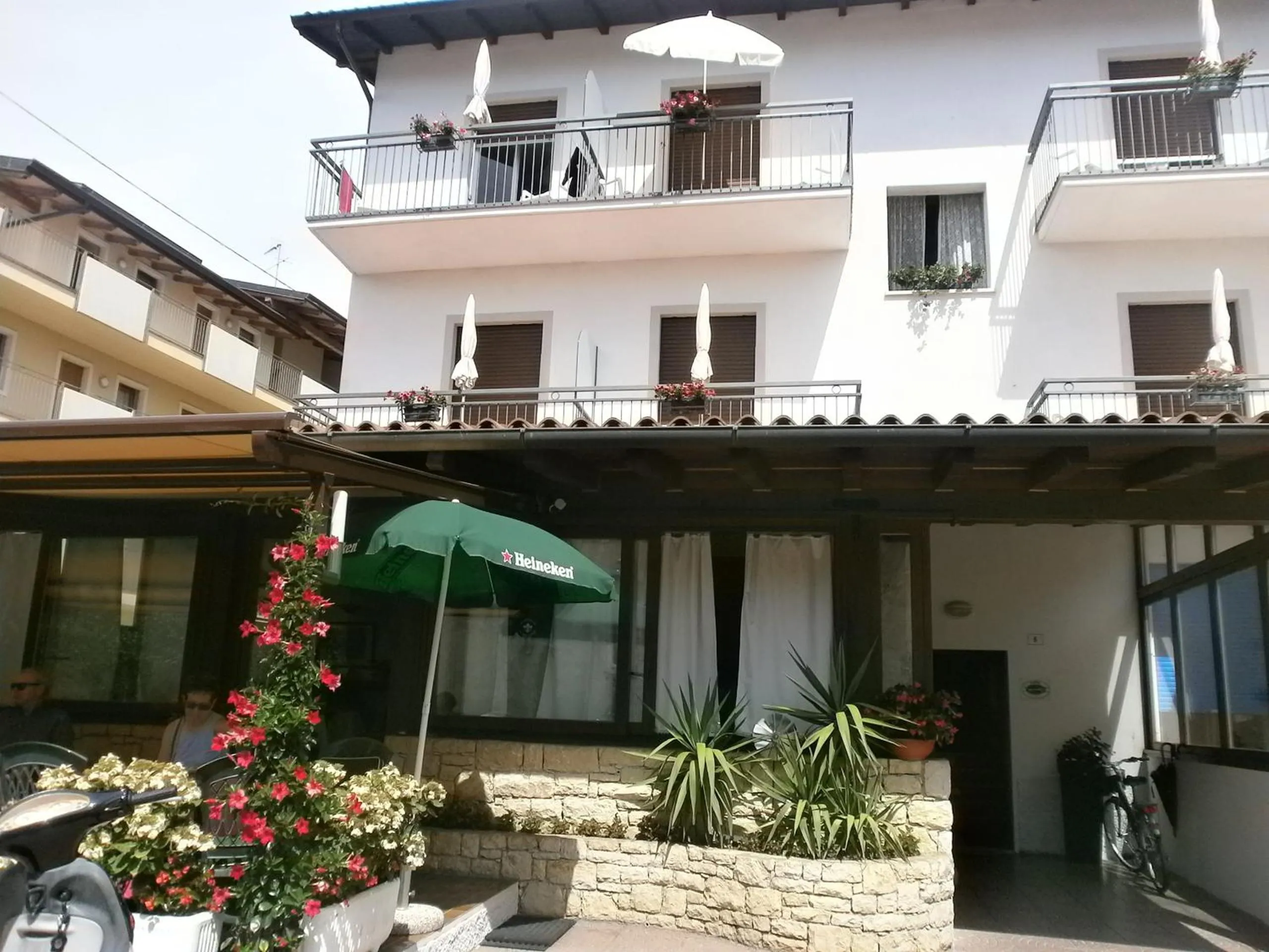 Facade/entrance in Albergo Al Pescatore