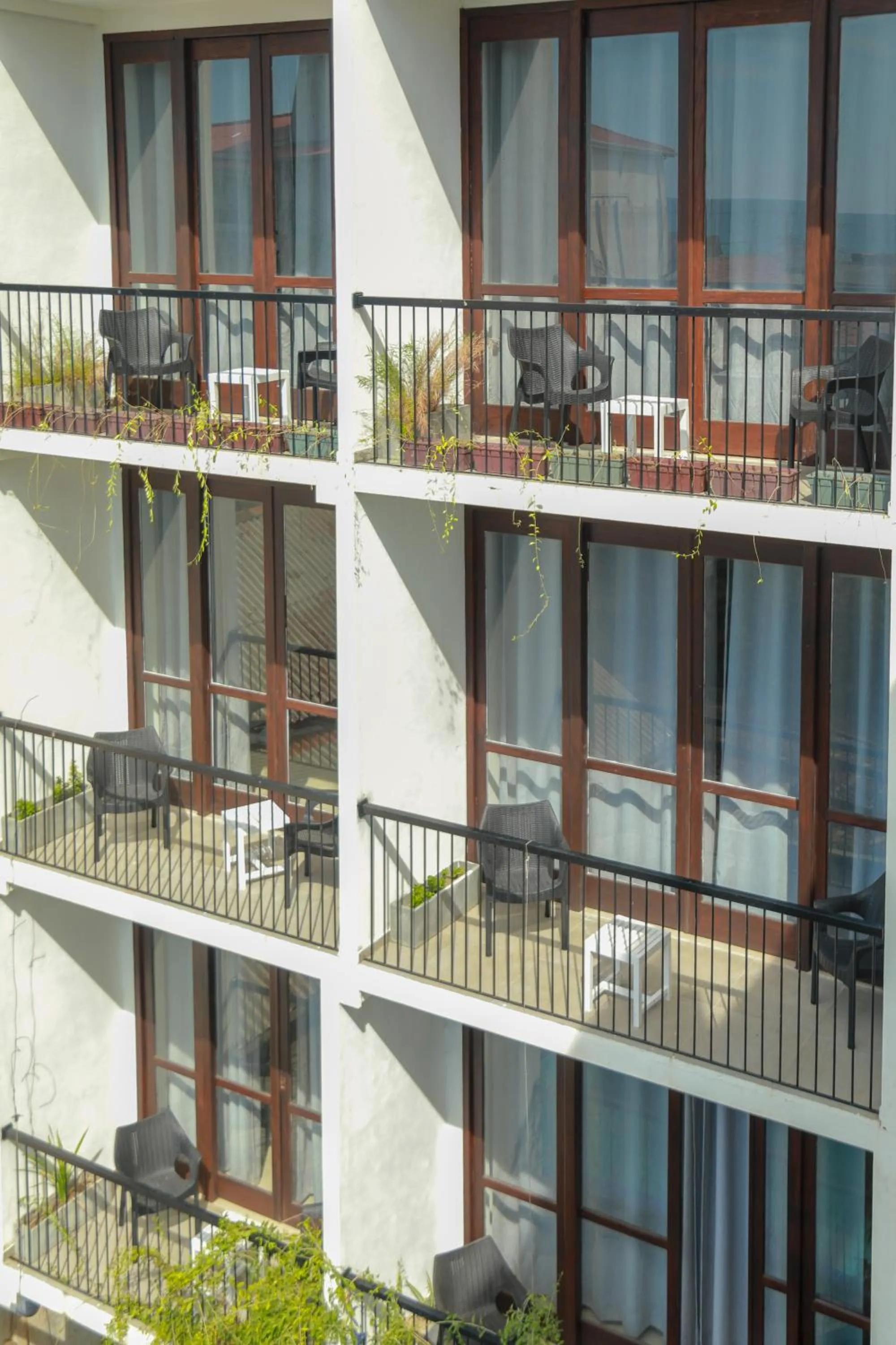 Property building in Traveller's Hotel Hikkaduwa
