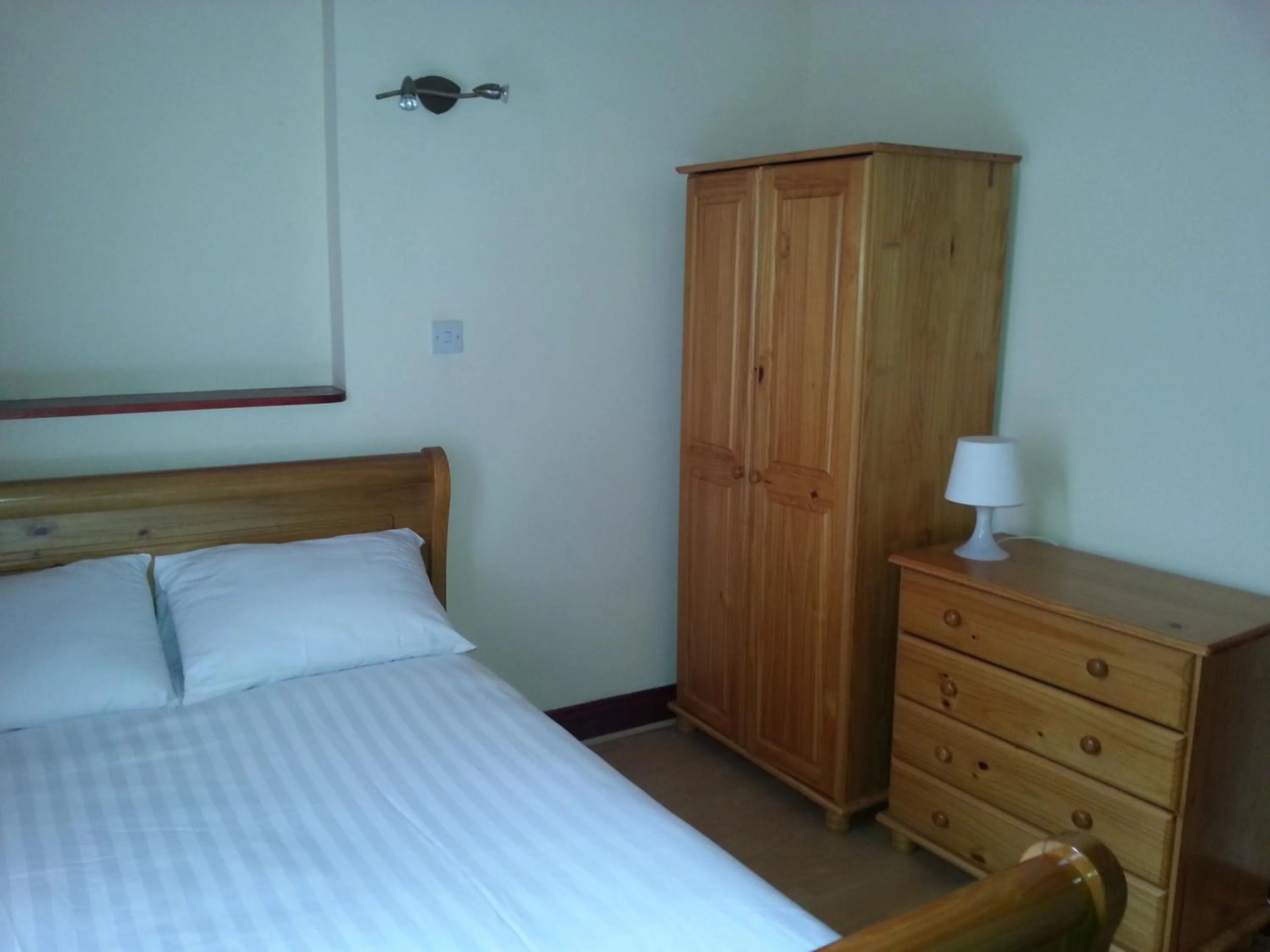 Bedroom, Bed in Kensington and Chelsea Apartment