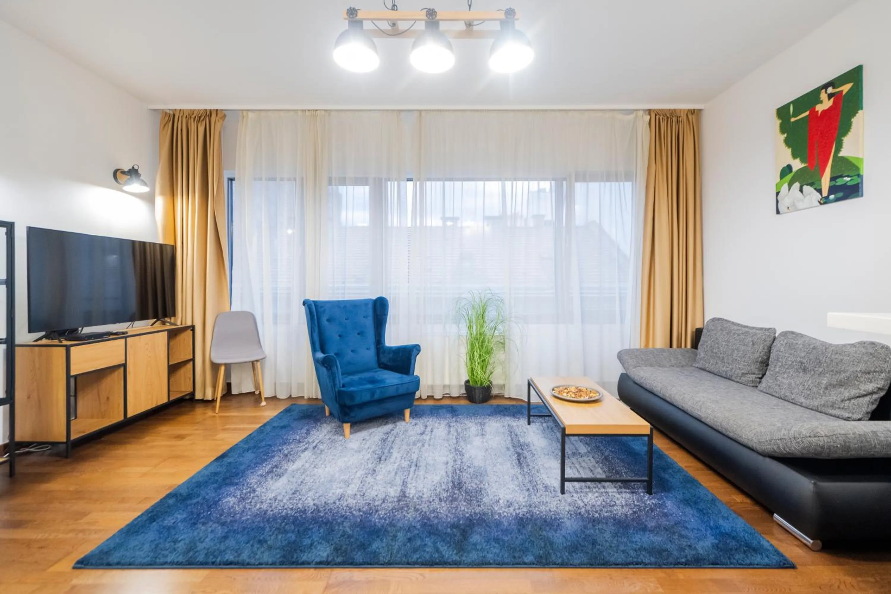 Communal lounge/ TV room in SWU Opera