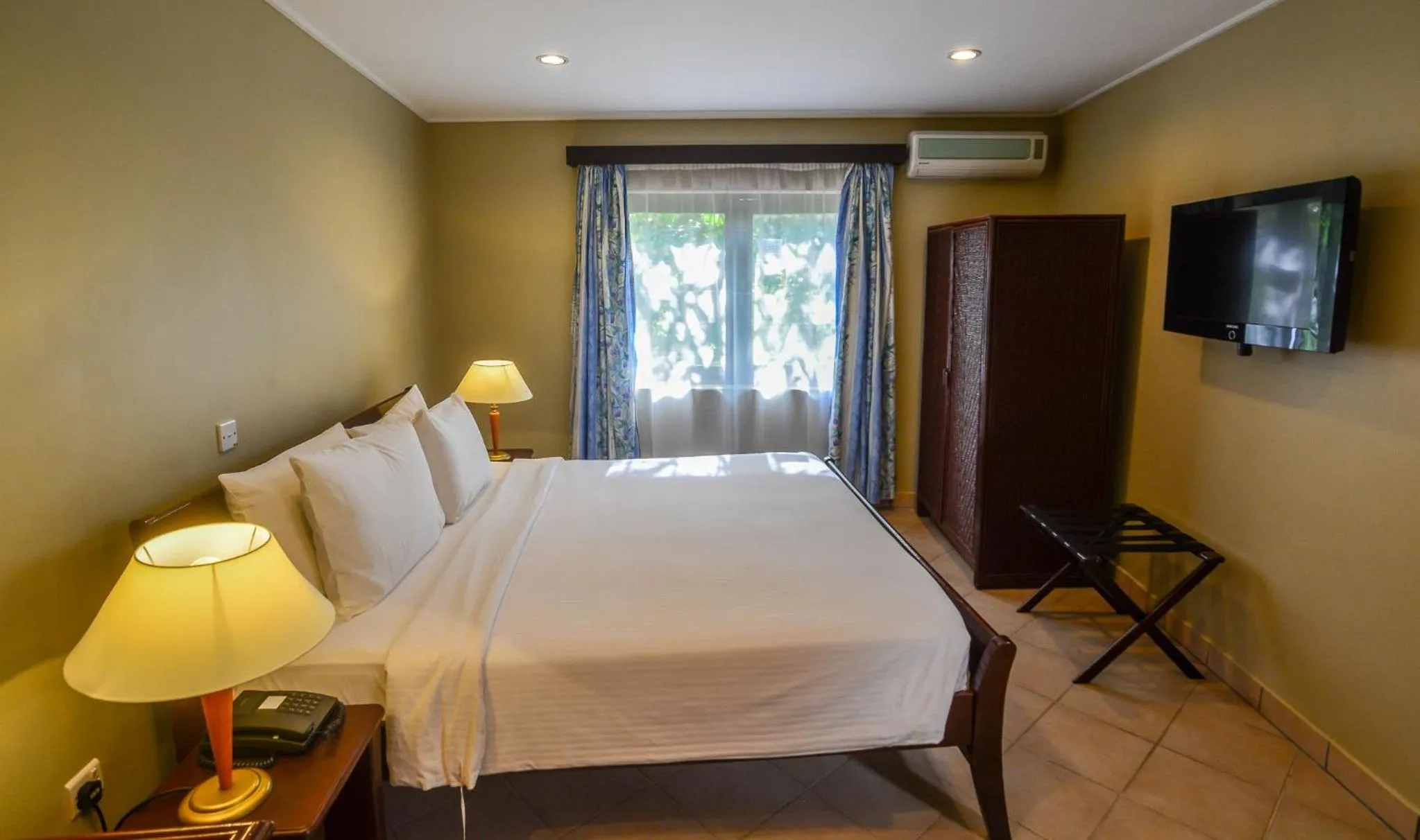 Bed in Berjaya Praslin Resort
