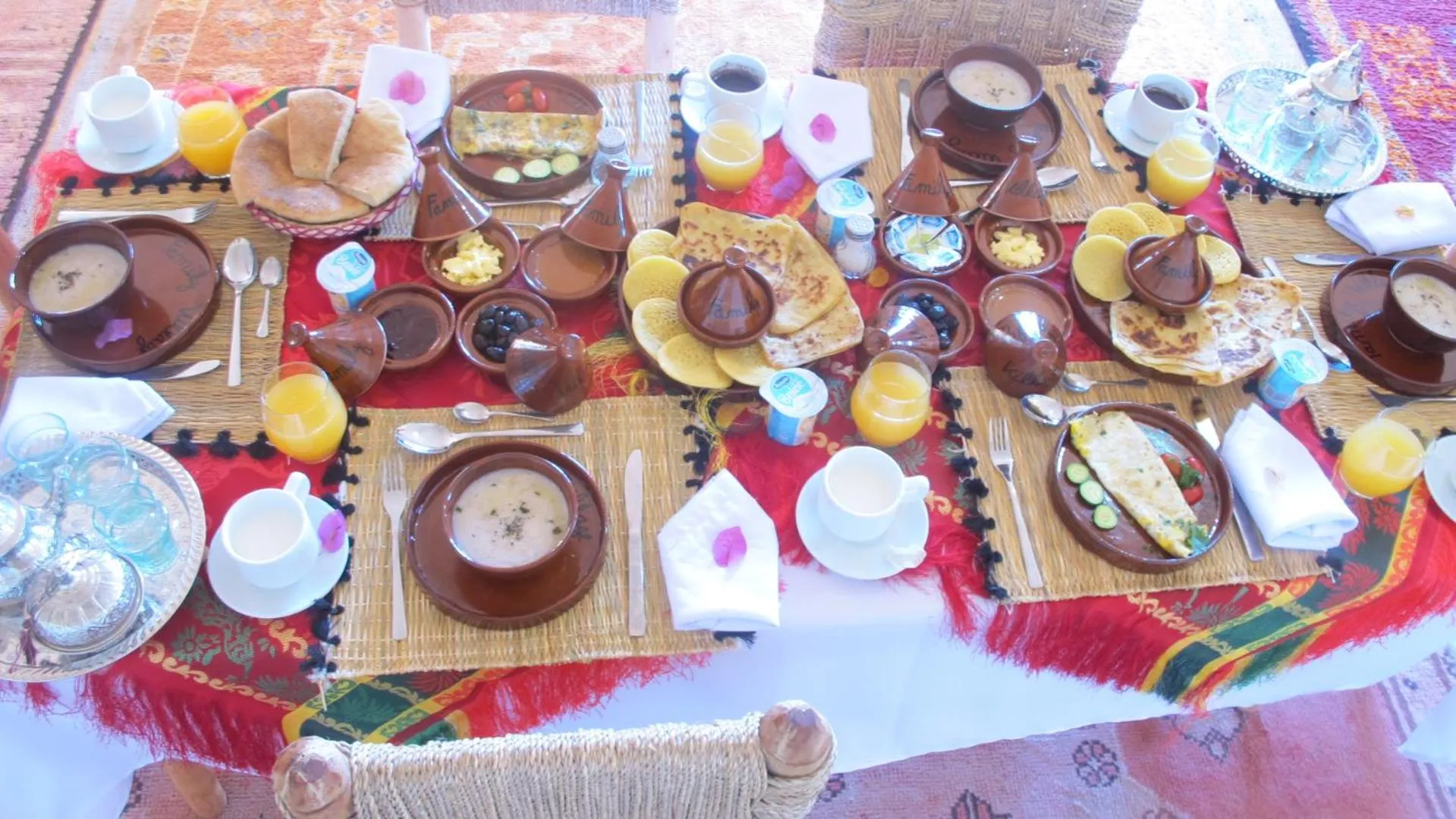 Breakfast in Family Village Marrakech
