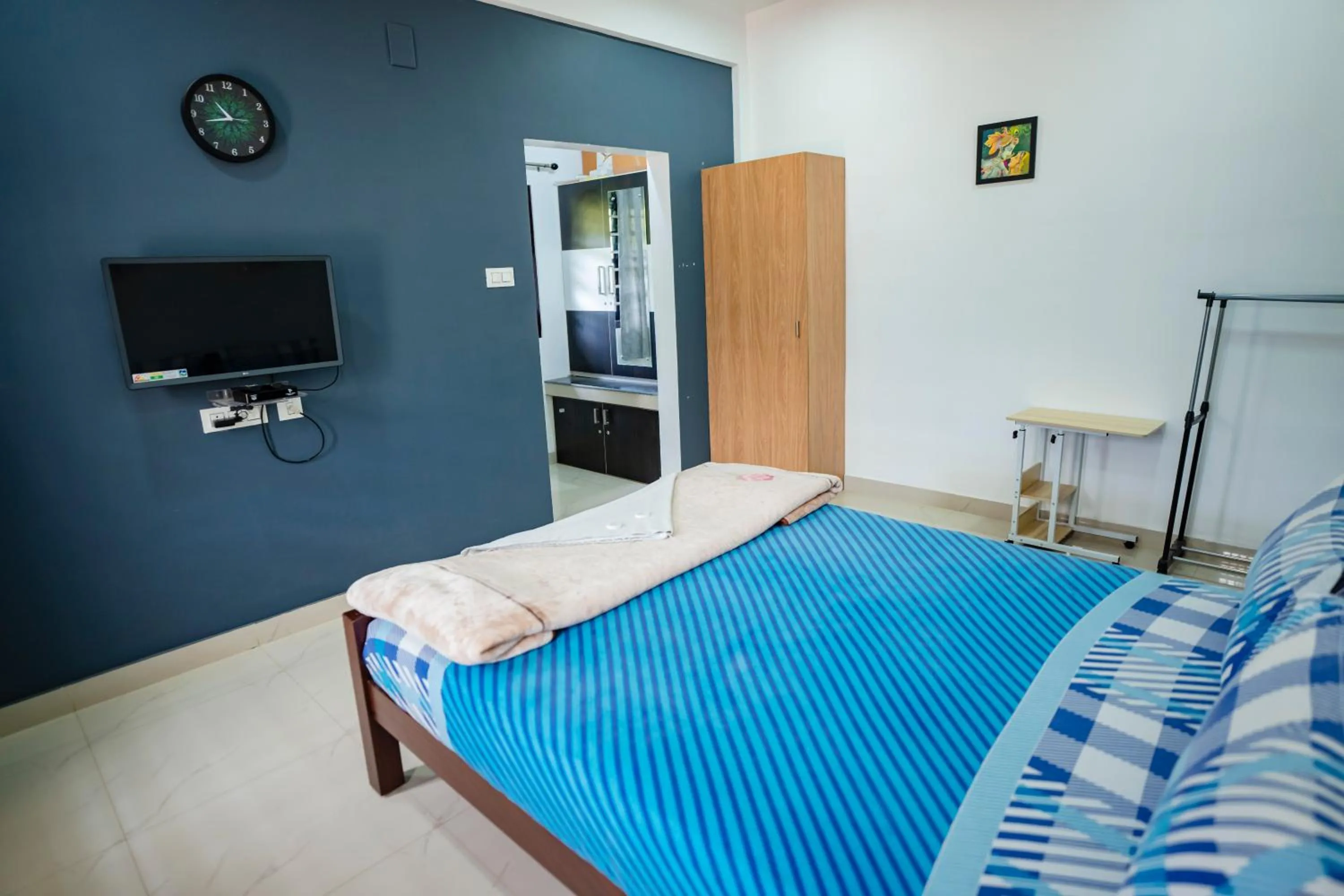 Photo of the whole room in Cleveland Resorts Kanthalloor