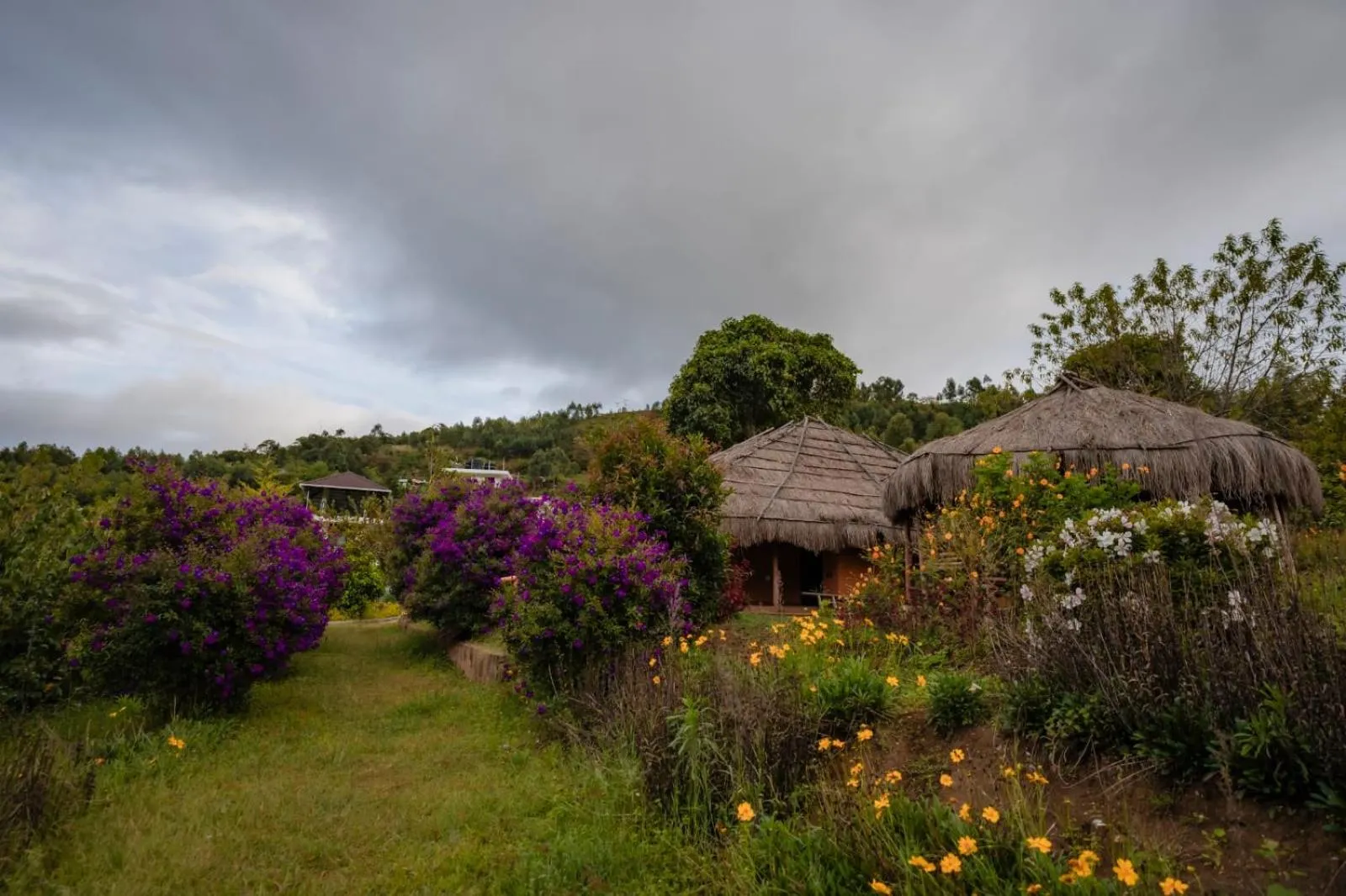 Garden in Cleveland Resorts Kanthalloor